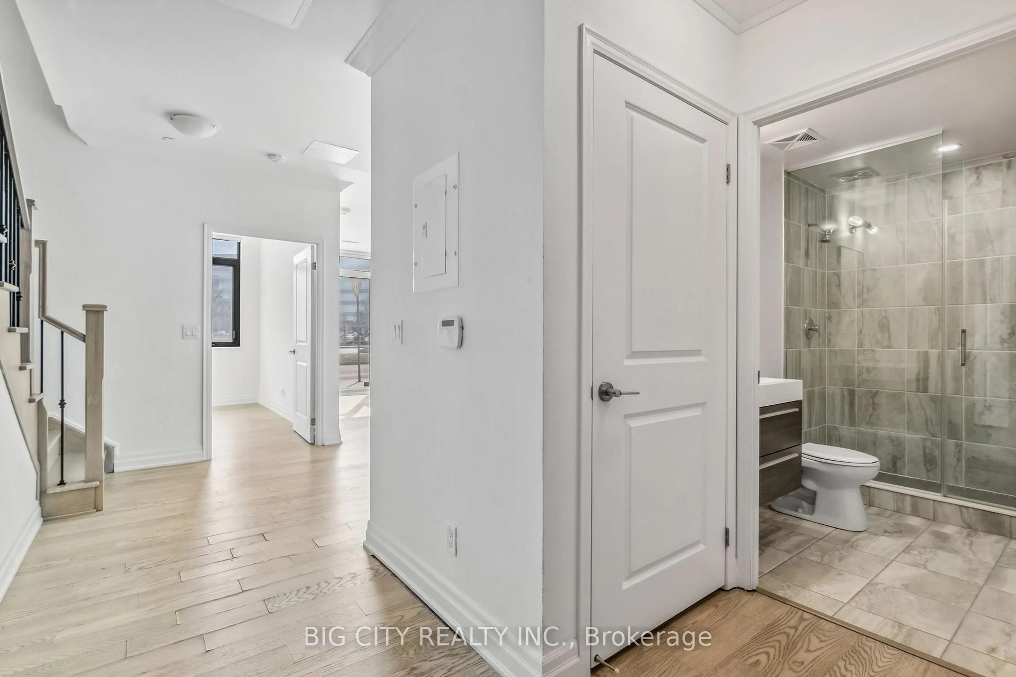 Indoor entryway for 8 Rouge Valley Dr #103B, Markham Ontario L6G 0G8