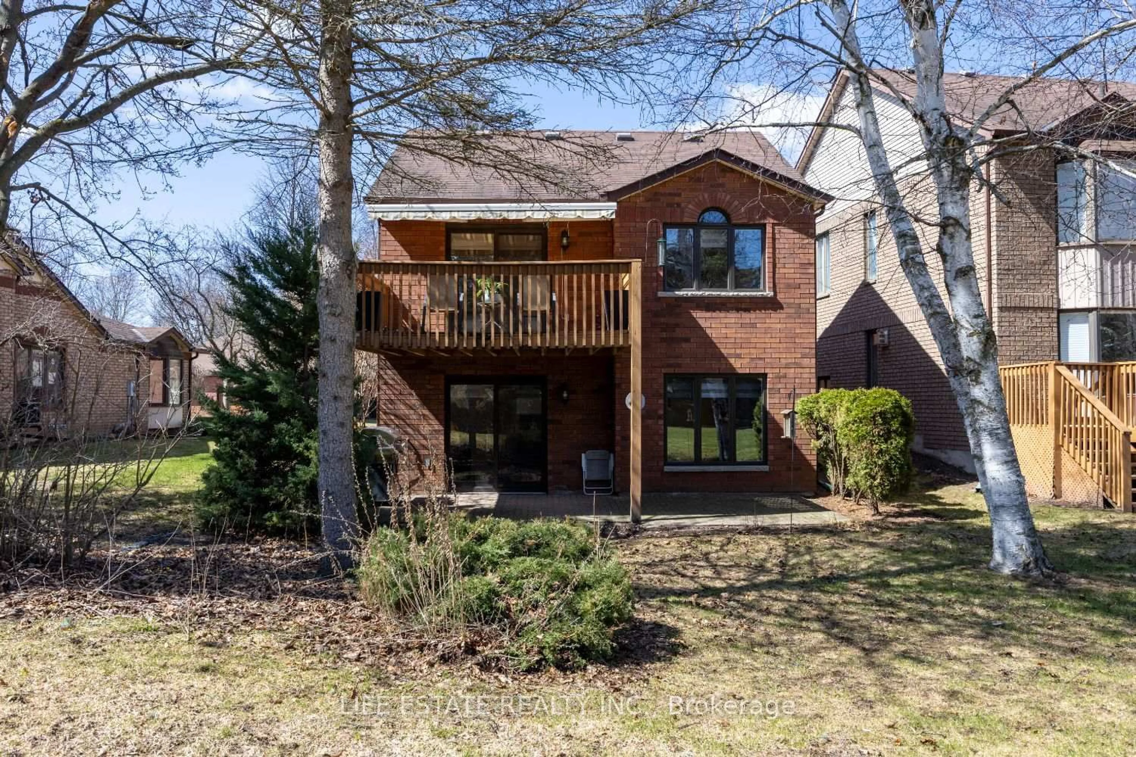 Home with brick exterior material, unknown for 178 Green Briar Rd #1, New Tecumseth Ontario L9R 1X9