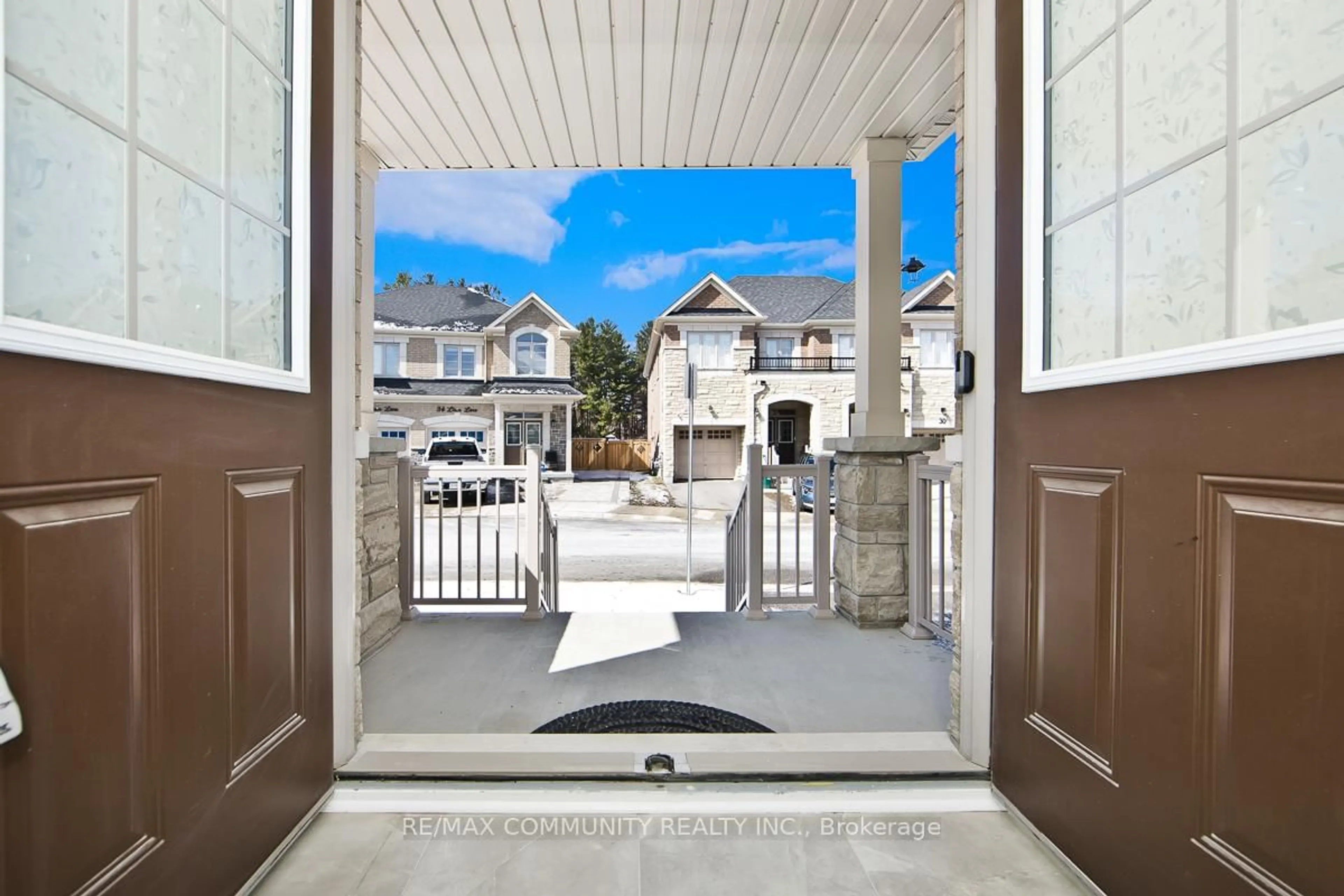 Unknown for 33 Liam Lane, Markham Ontario L3S 3J5