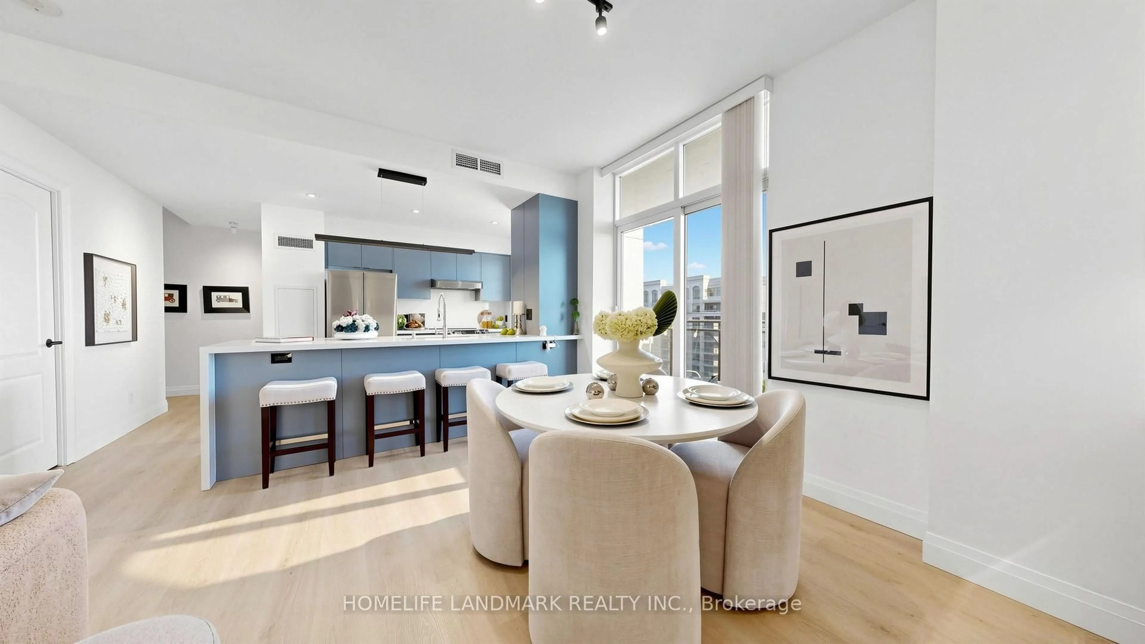 Open concept kitchen, ceramic/tile floor for 51 Saddlecreek Dr #Lph5, Markham Ontario L3T 7Z1