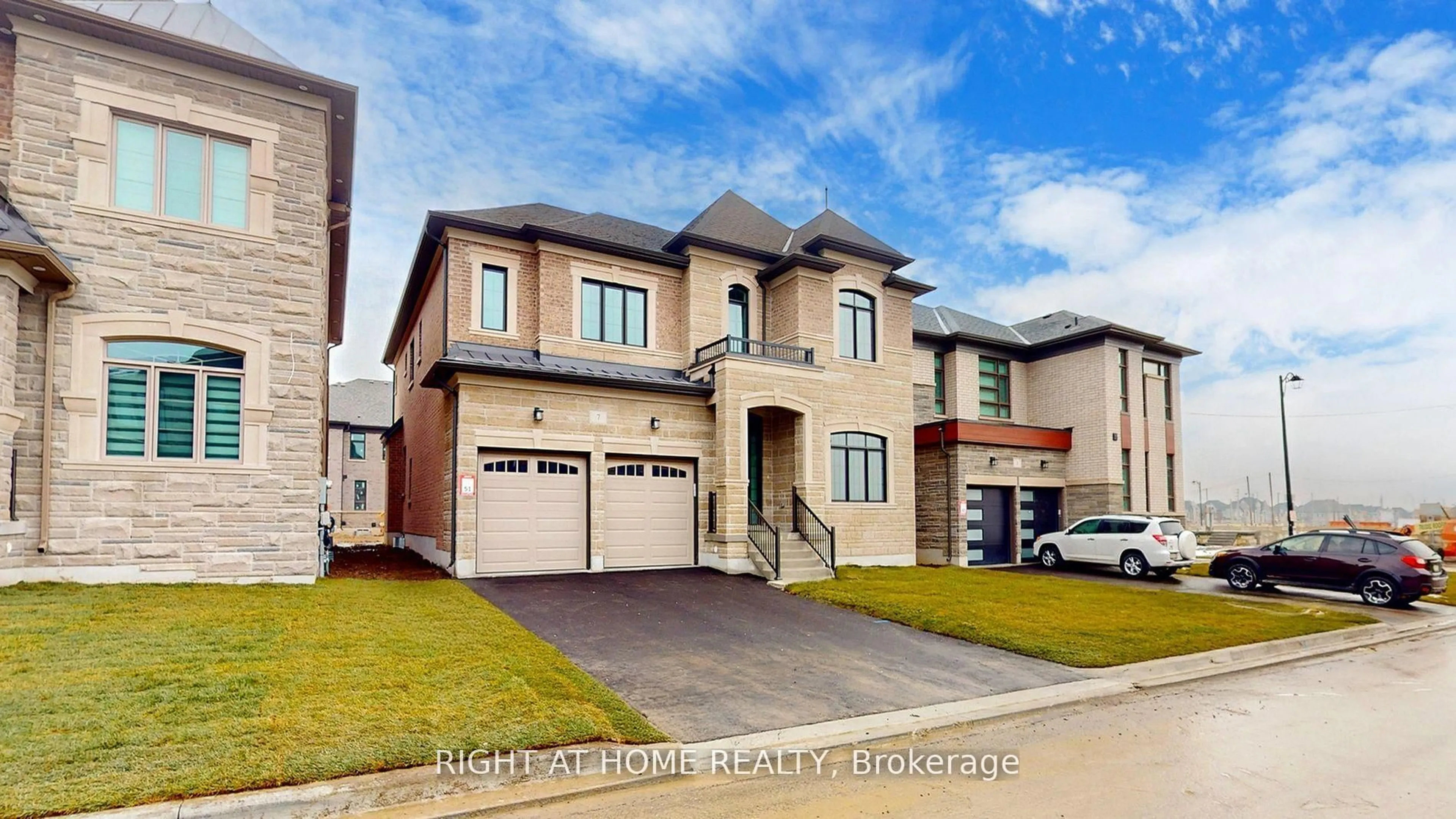 Home with brick exterior material, street for 7 Adario Cres, Vaughan Ontario L3L 0G3