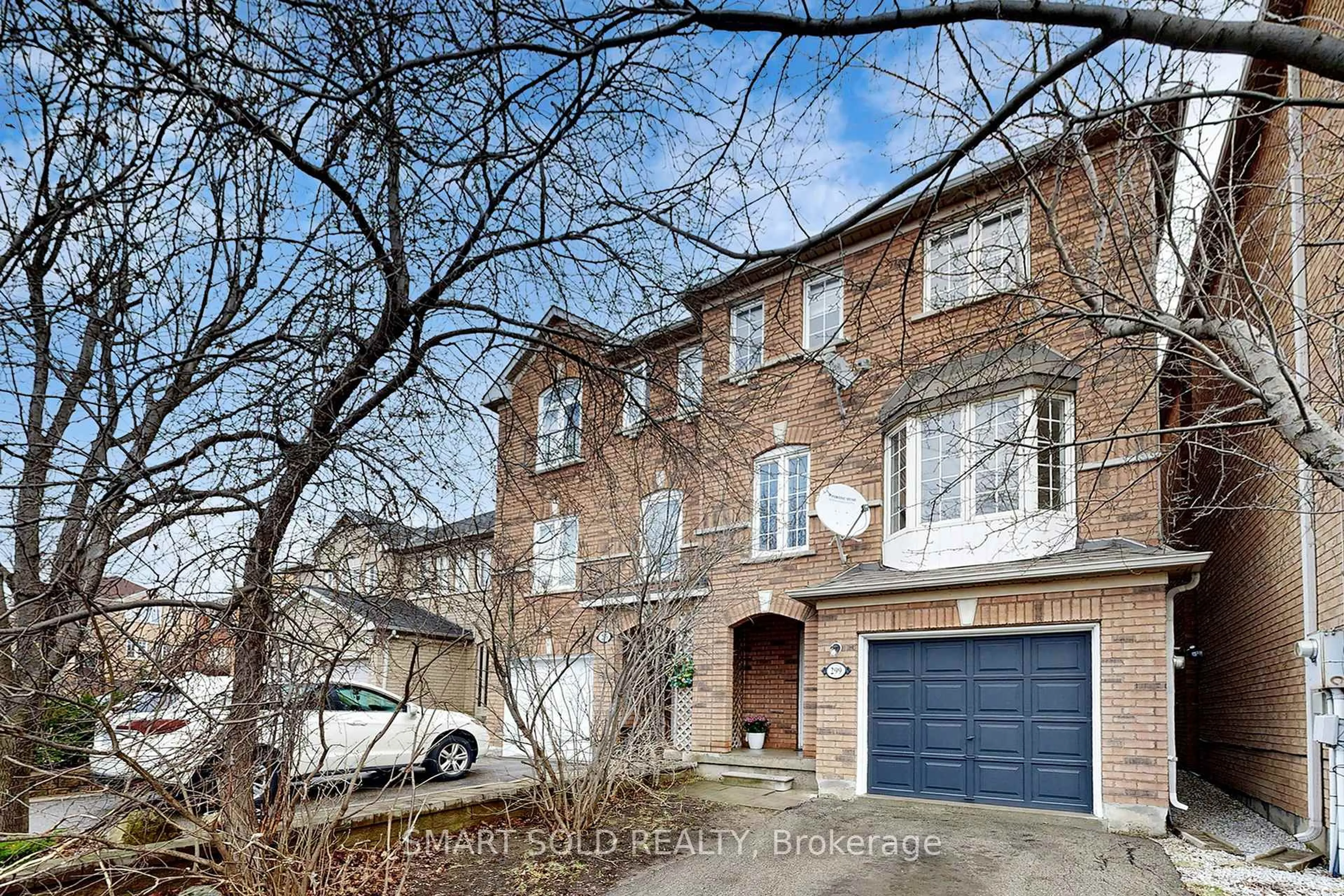 Home with brick exterior material, street for 299 Yellowood Circ, Vaughan Ontario L4J 8L8