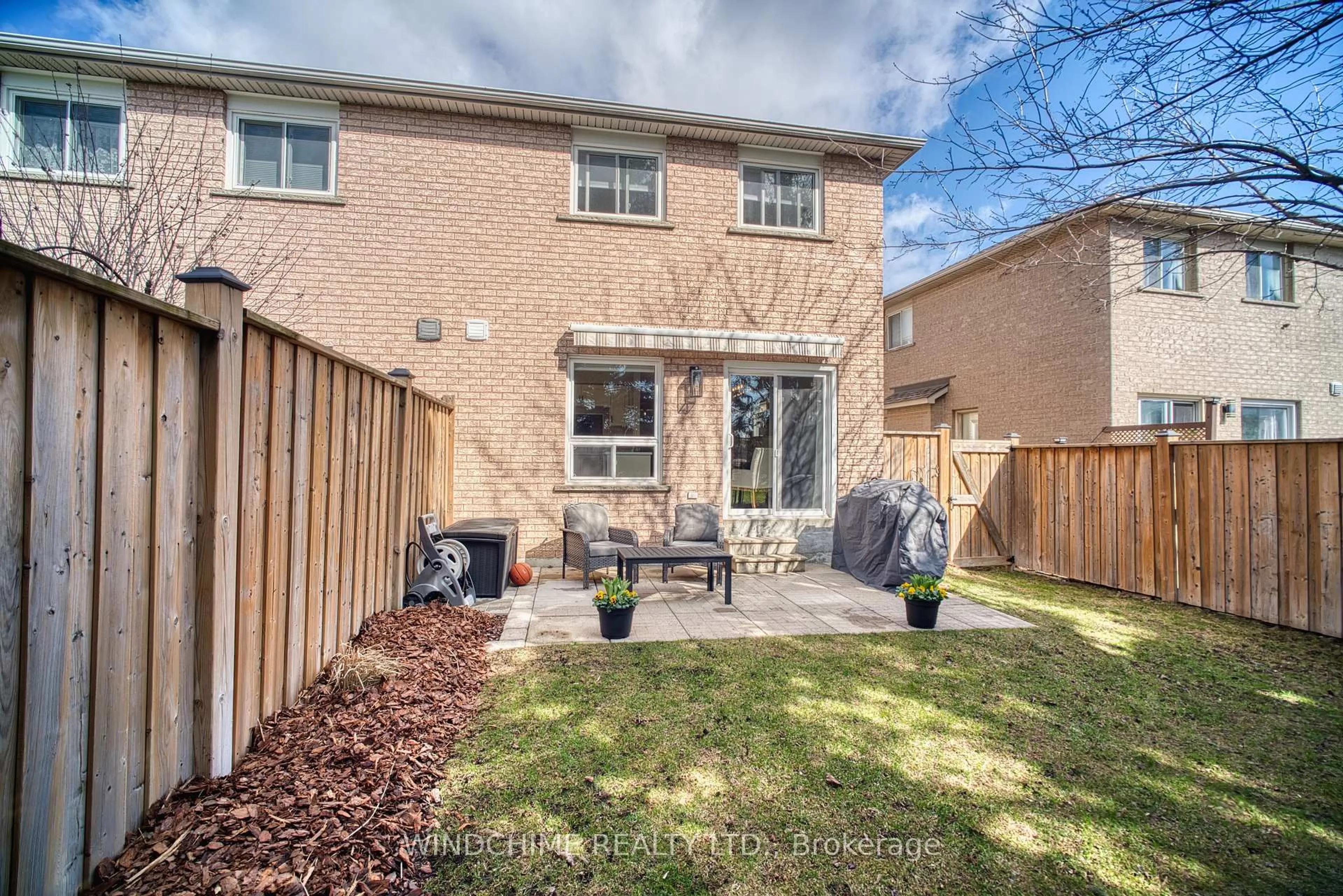 Unknown for 783 Walpole Cres, Newmarket Ontario L3X 2A6