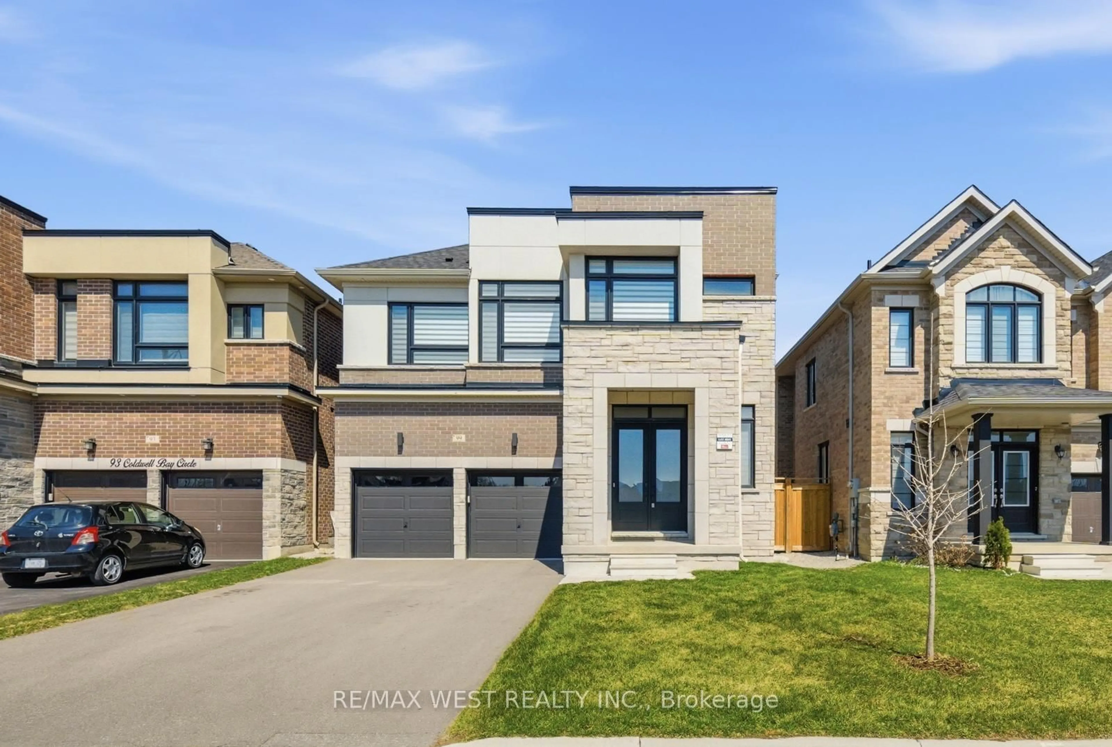 Home with brick exterior material, street for 99 Coldwell Bay Circ, Vaughan Ontario L4H 5E9