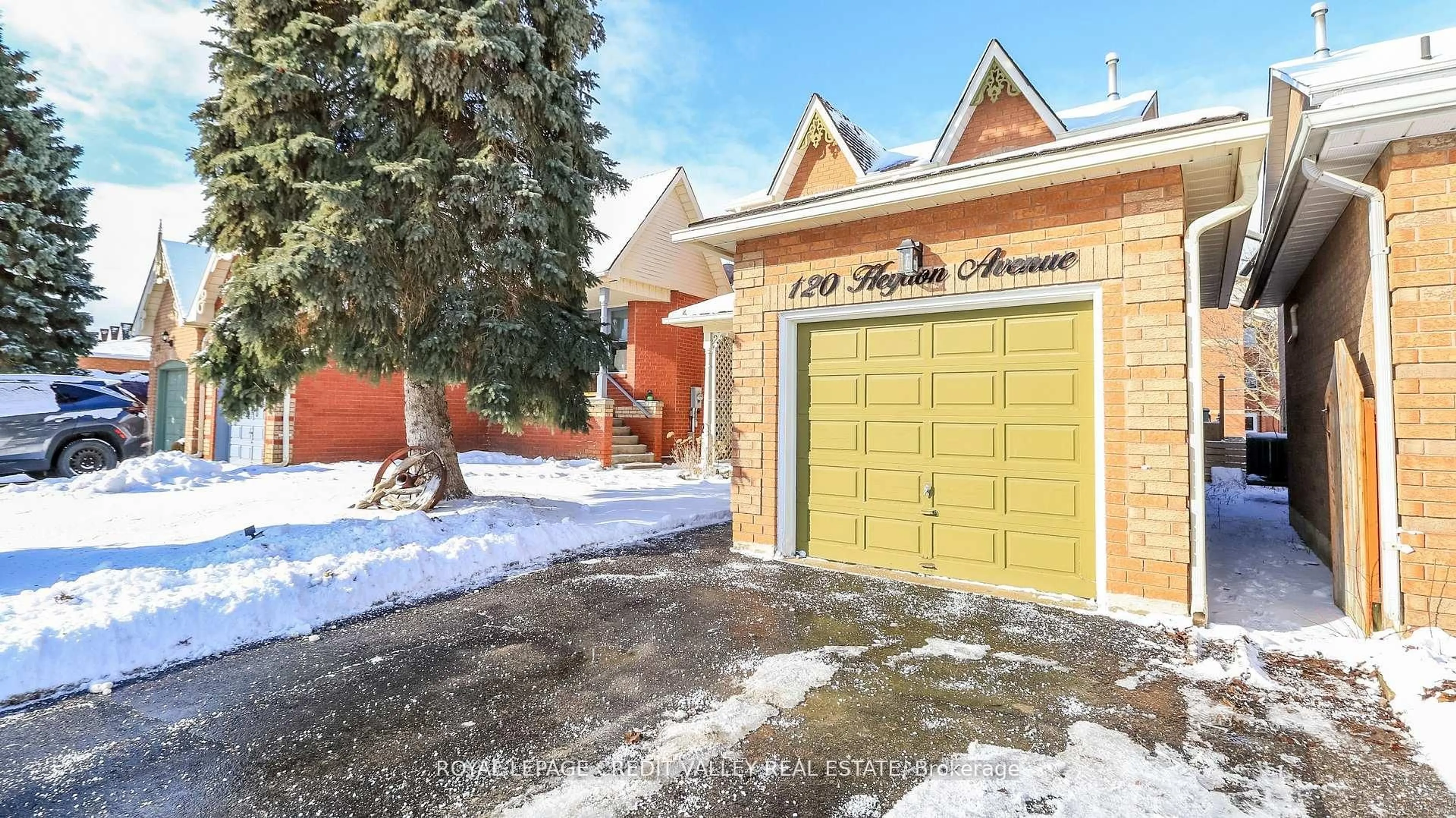 Unknown for 120 Heydon Ave, New Tecumseth Ontario L9R 1N6