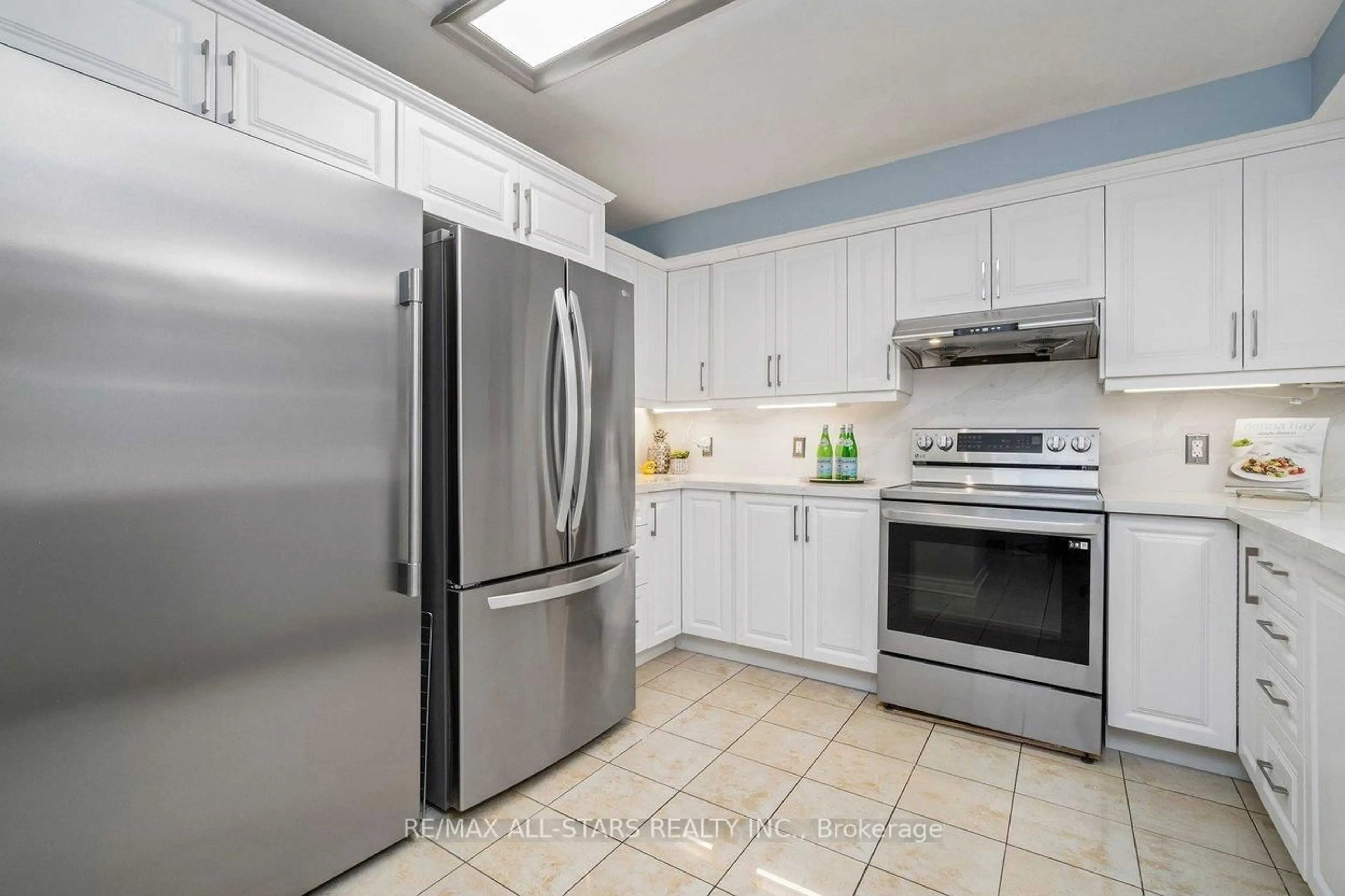 Standard kitchen, ceramic/tile floor for 55 The Boardwalk Way #110, Markham Ontario L6E 1B7