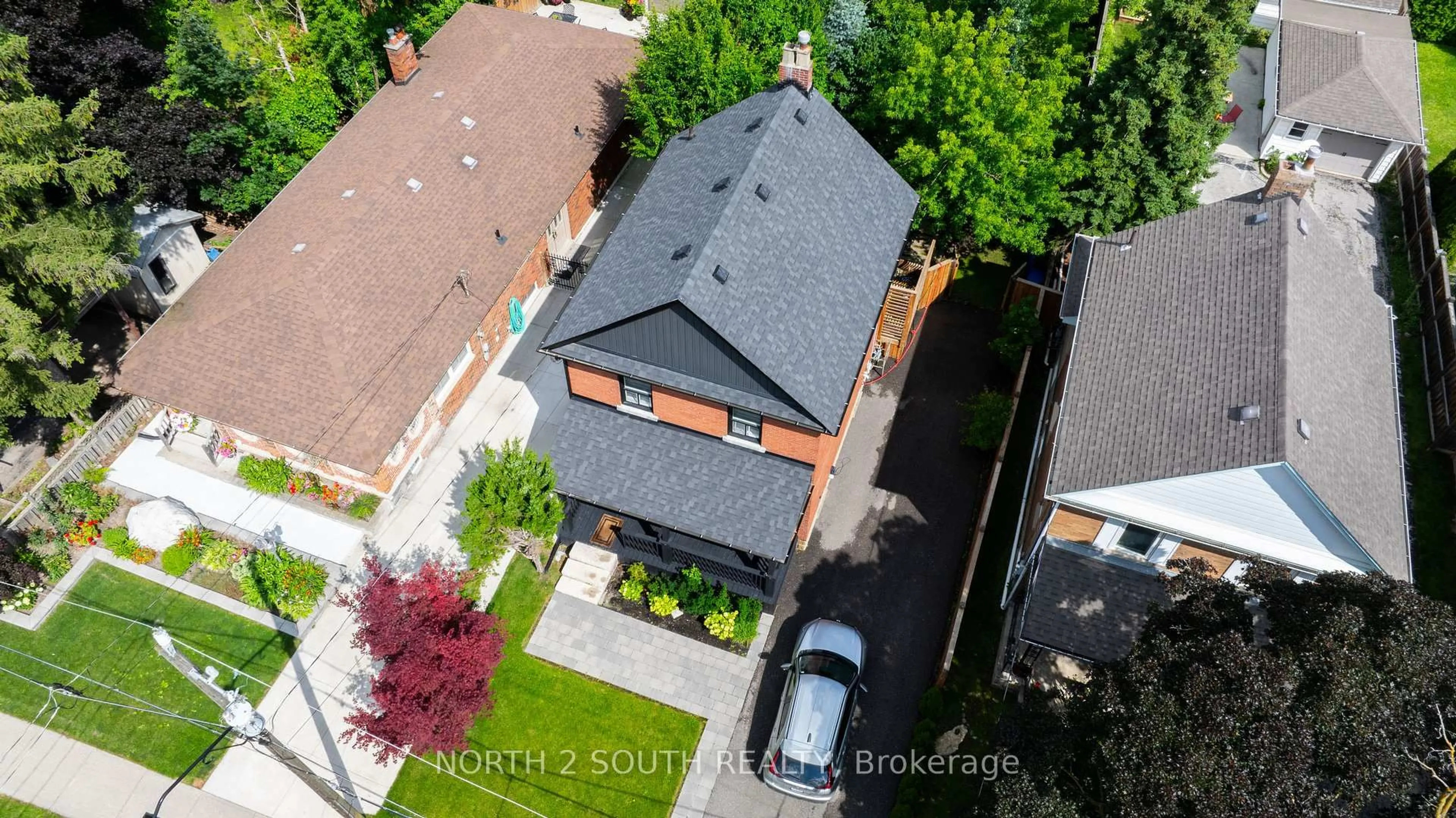 A pic from outside/outdoor area/front of a property/back of a property/a pic from drone, street for 24 Abell Ave, Vaughan Ontario L4L 1B8