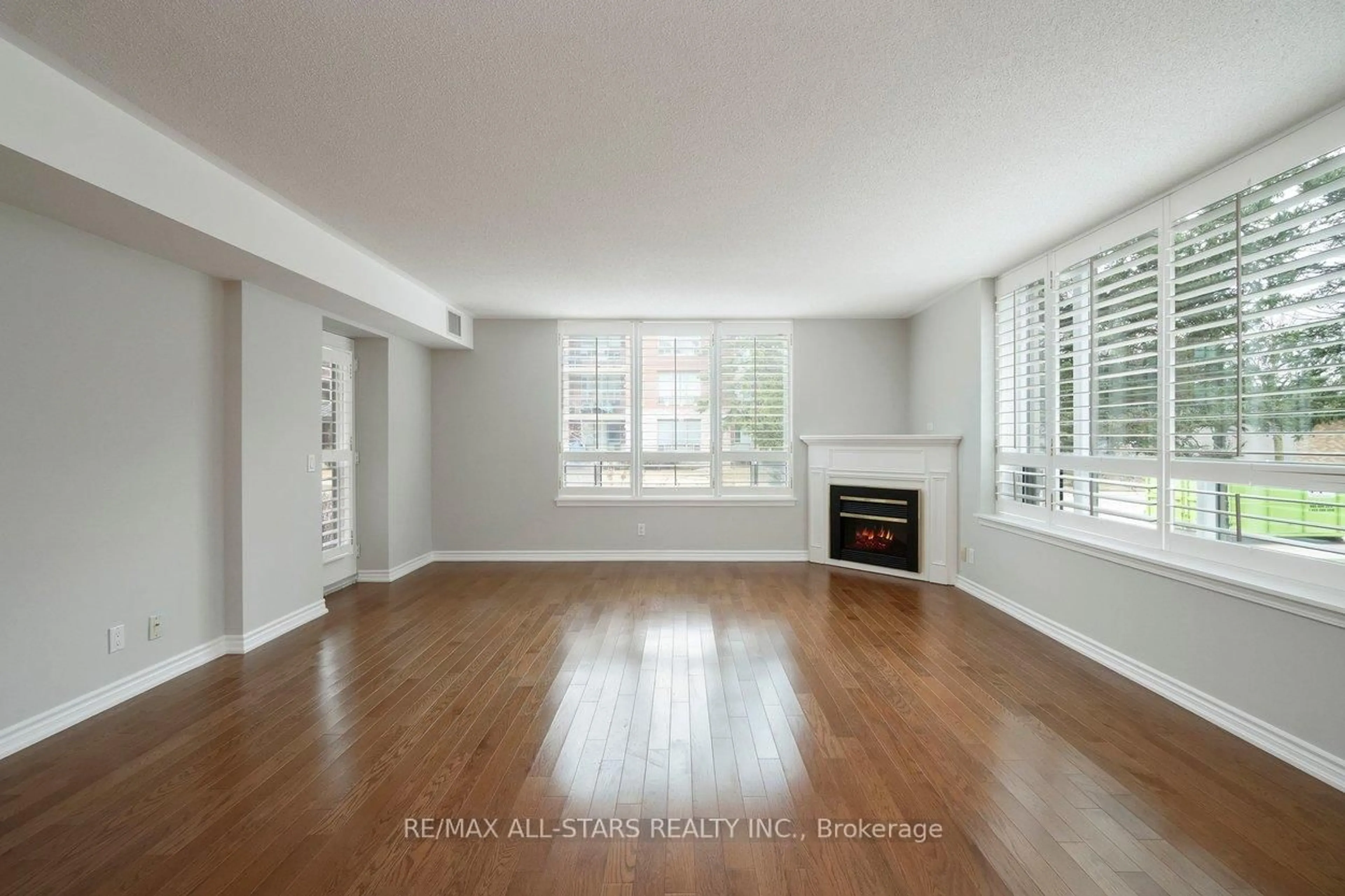 A pic of a room for 50 The Boardwalk Way #107, Markham Ontario L6E 1B6