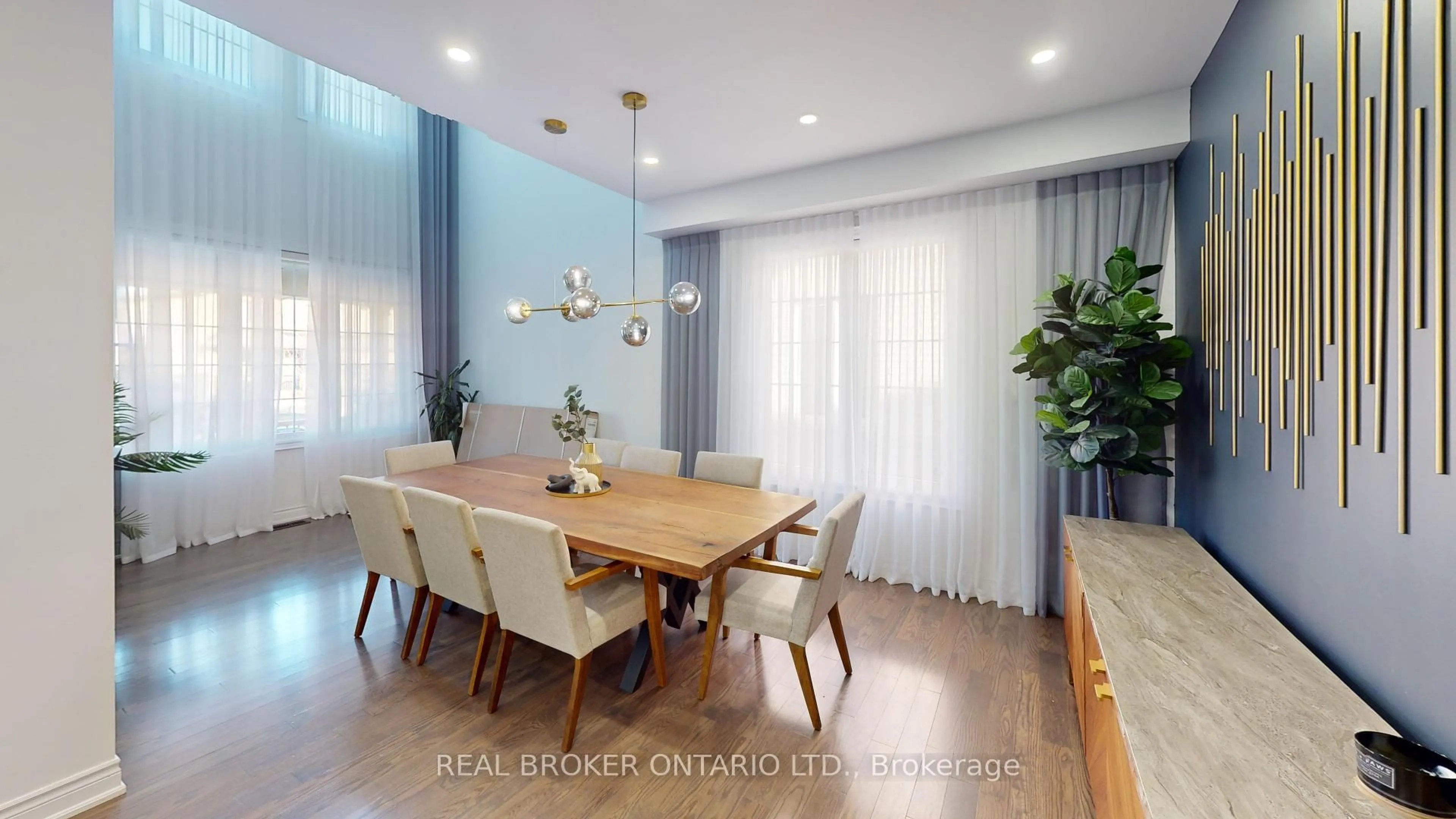 Dining room, unknown for 34 Kidd St, Bradford West Gwillimbury Ontario L3Z 0V5