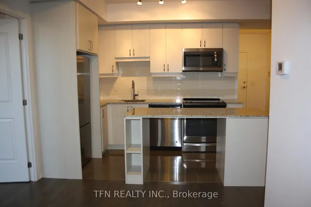 9201 yonge St #519, Richmond Hill 4