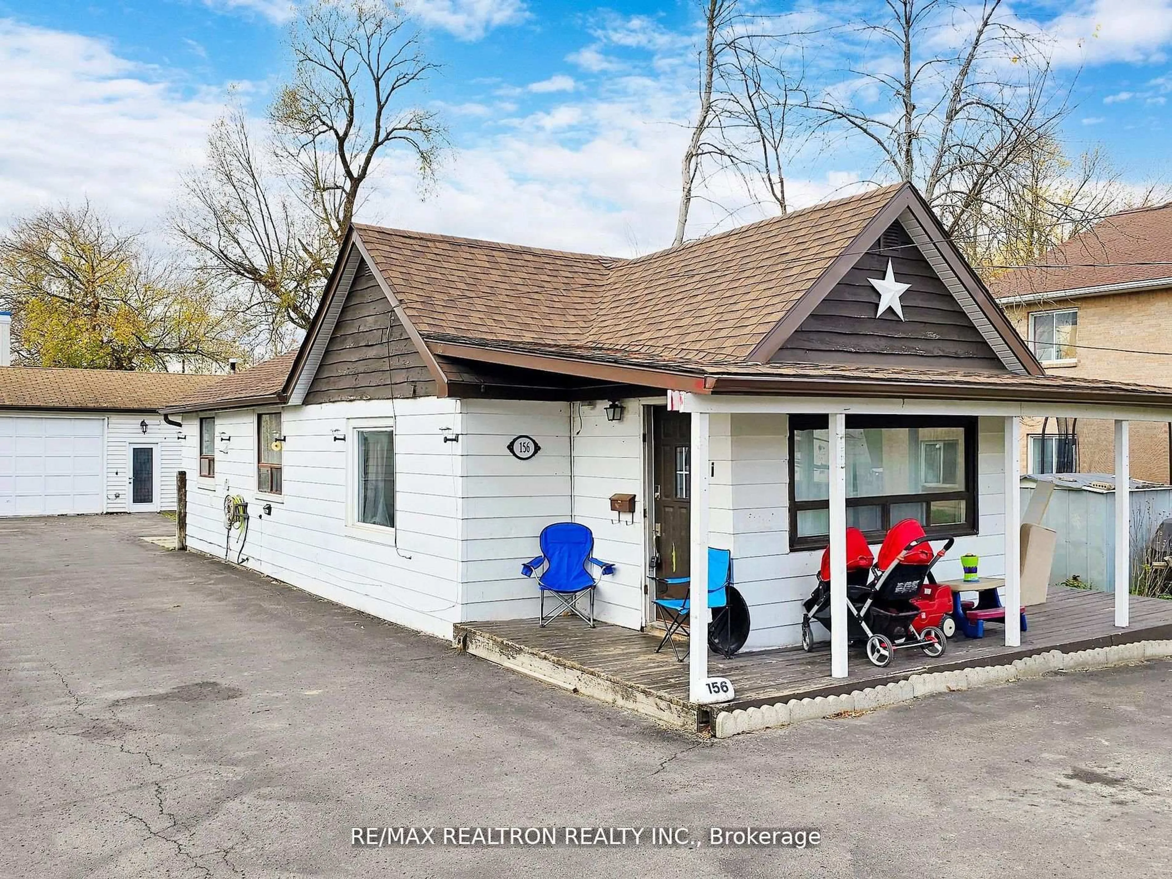 Unknown for 156 The Queensway St, Georgina Ontario L4P 2A2