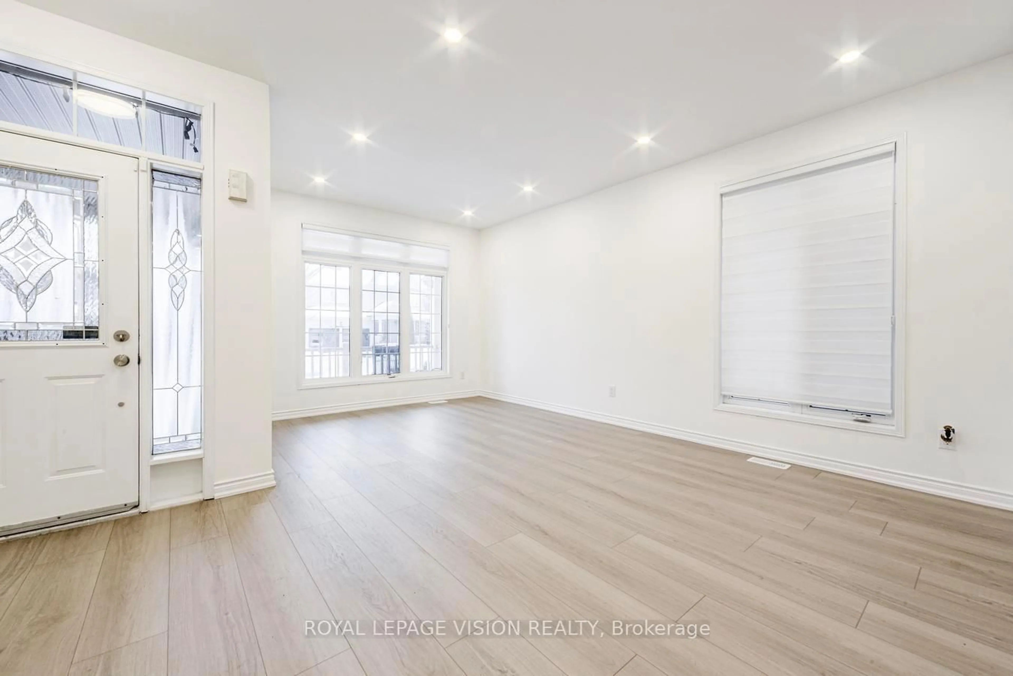 A pic of a room for 124 Alfred Paterson Dr, Markham Ontario L6E 1L5