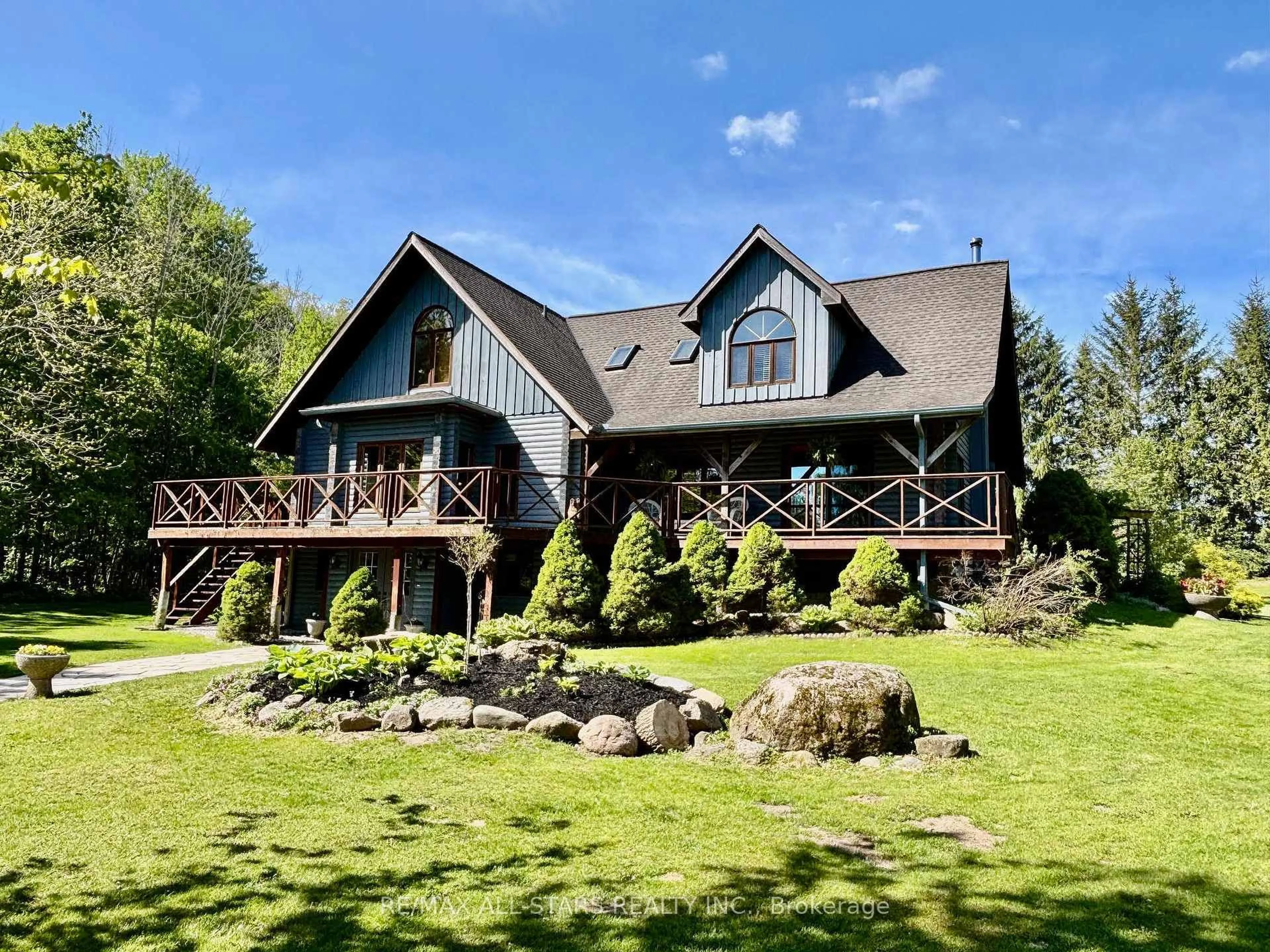 A pic from outside/outdoor area/front of a property/back of a property/a pic from drone, water/lake/river/ocean view for 11590 17th Sdrd, Brock Ontario L0C 1H0