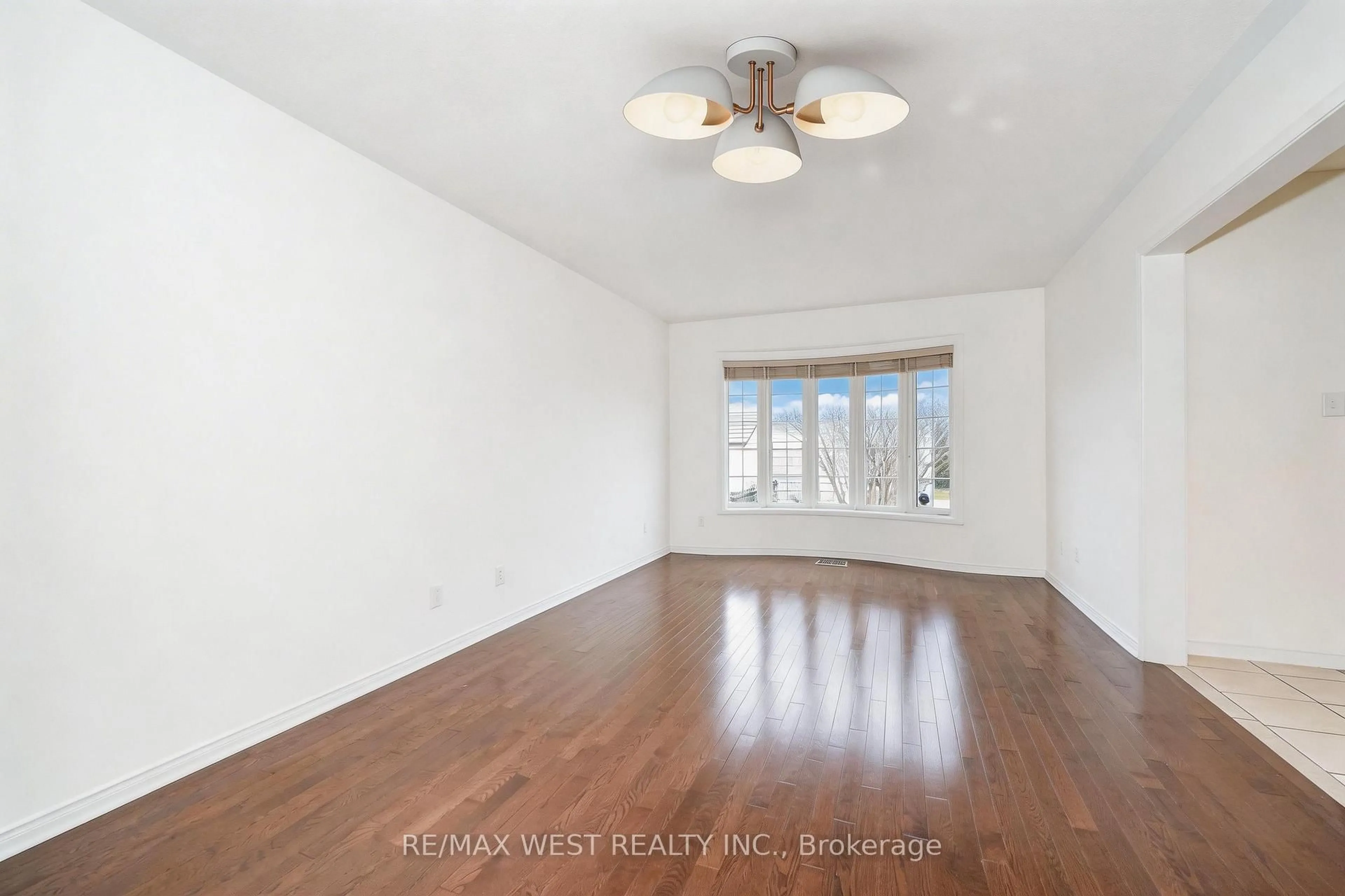 A pic of a room for 168 Gas Lamp Lane, Markham Ontario L6B 1K5