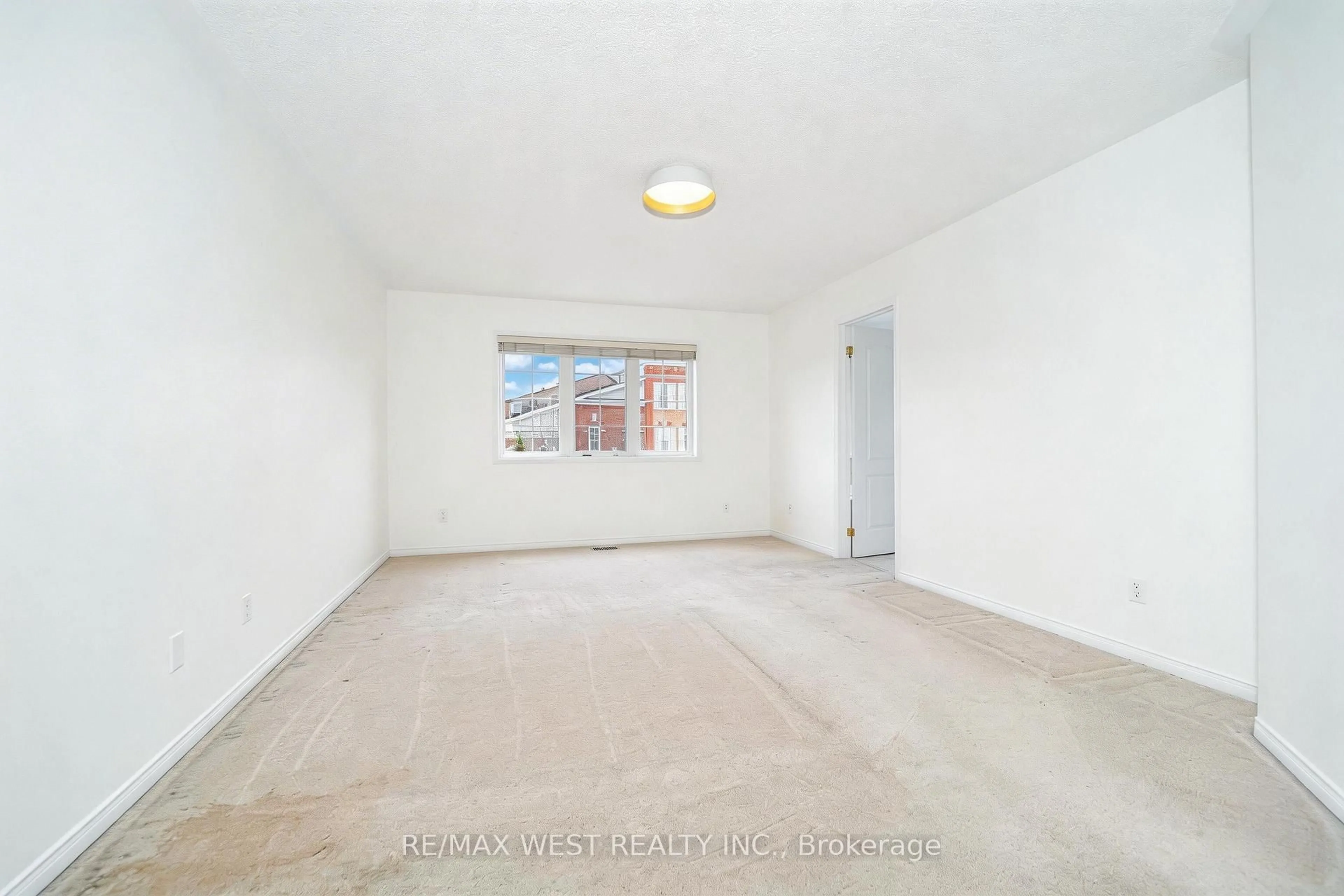 A pic of a room for 168 Gas Lamp Lane, Markham Ontario L6B 1K5