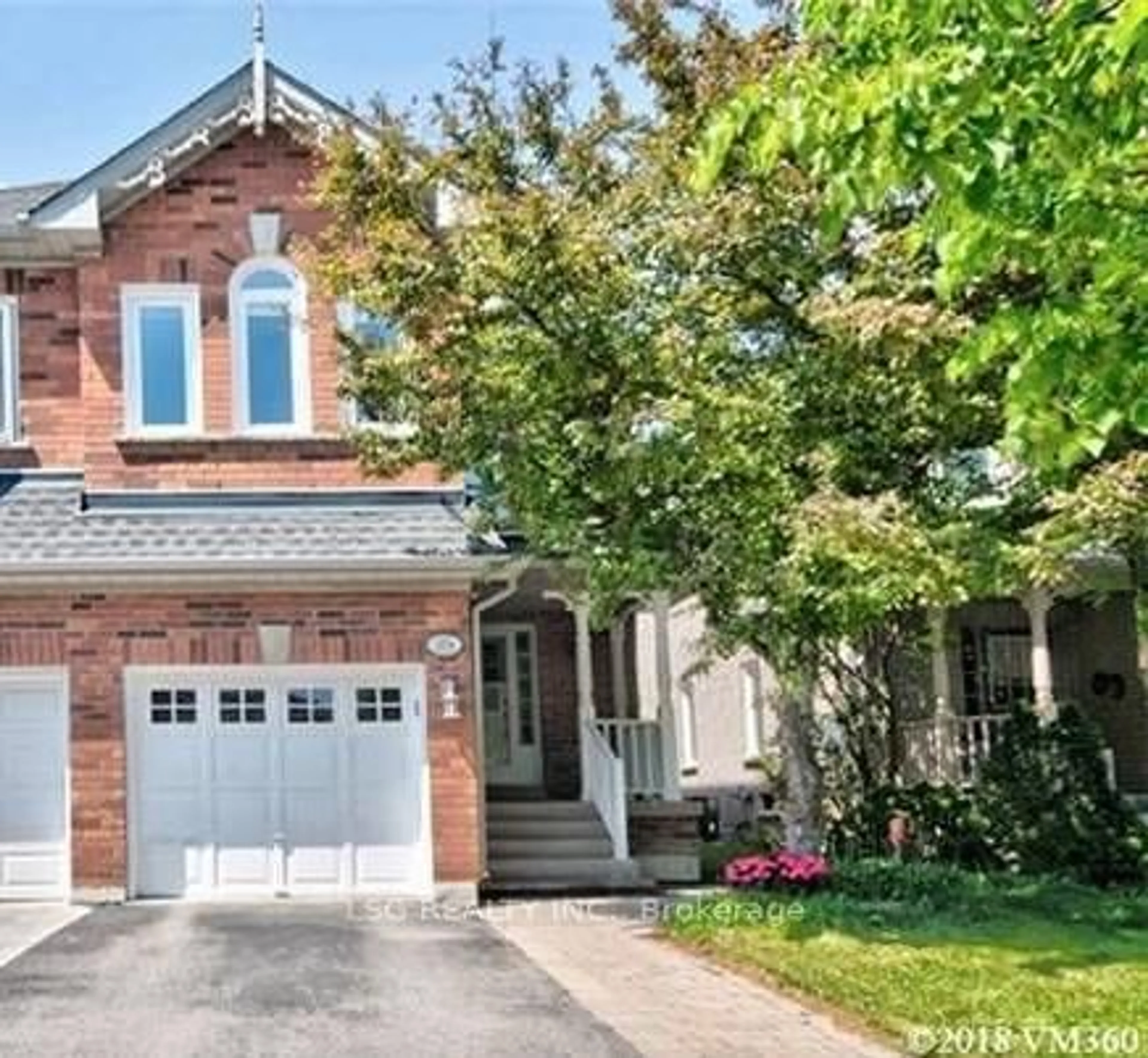 Home with brick exterior material, street for 20 Hollidge Blvd, Aurora Ontario L4G 7H7