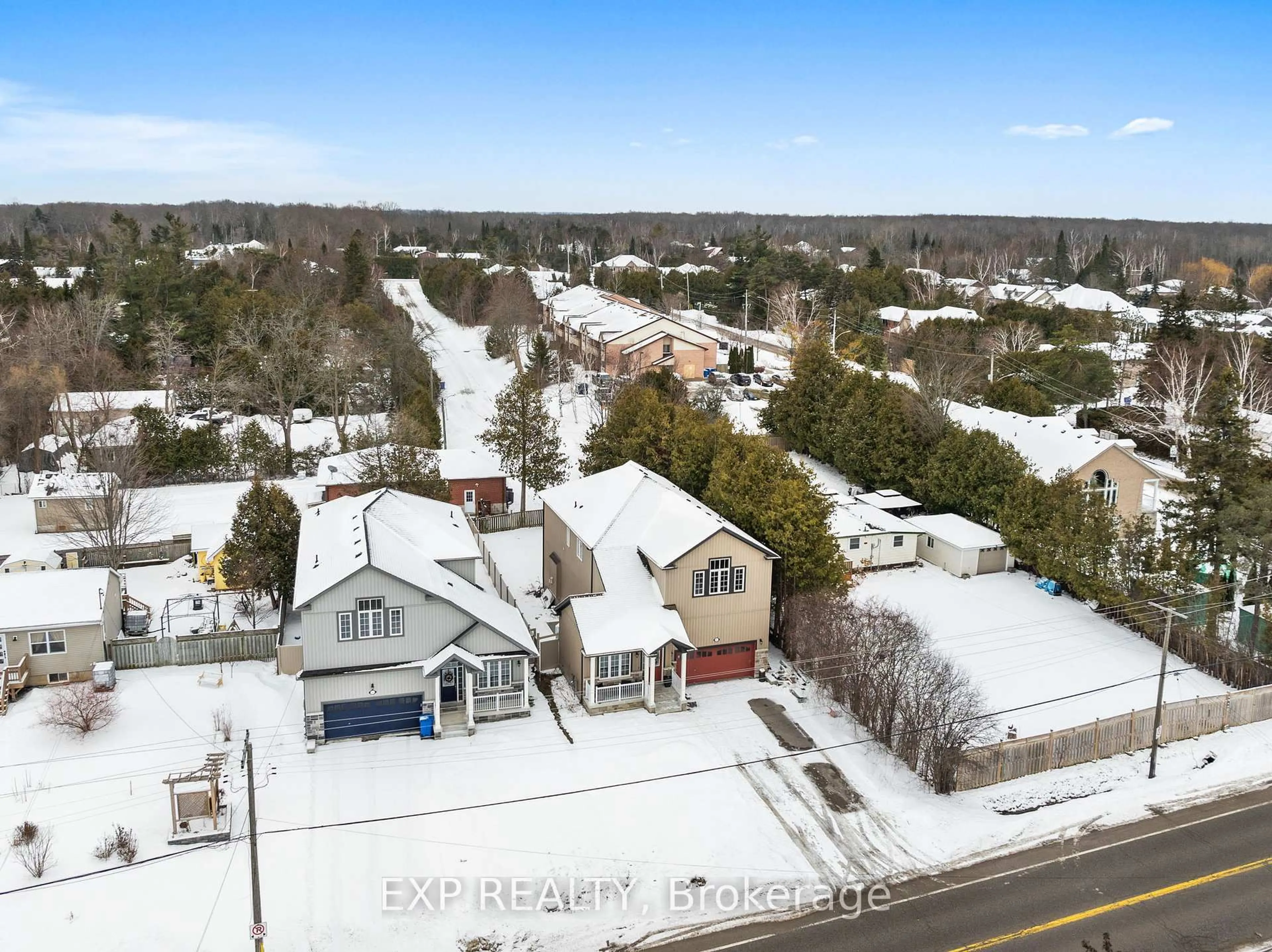A pic from outside/outdoor area/front of a property/back of a property/a pic from drone, street for 1951 Metro Rd, Georgina Ontario L0E 1L0