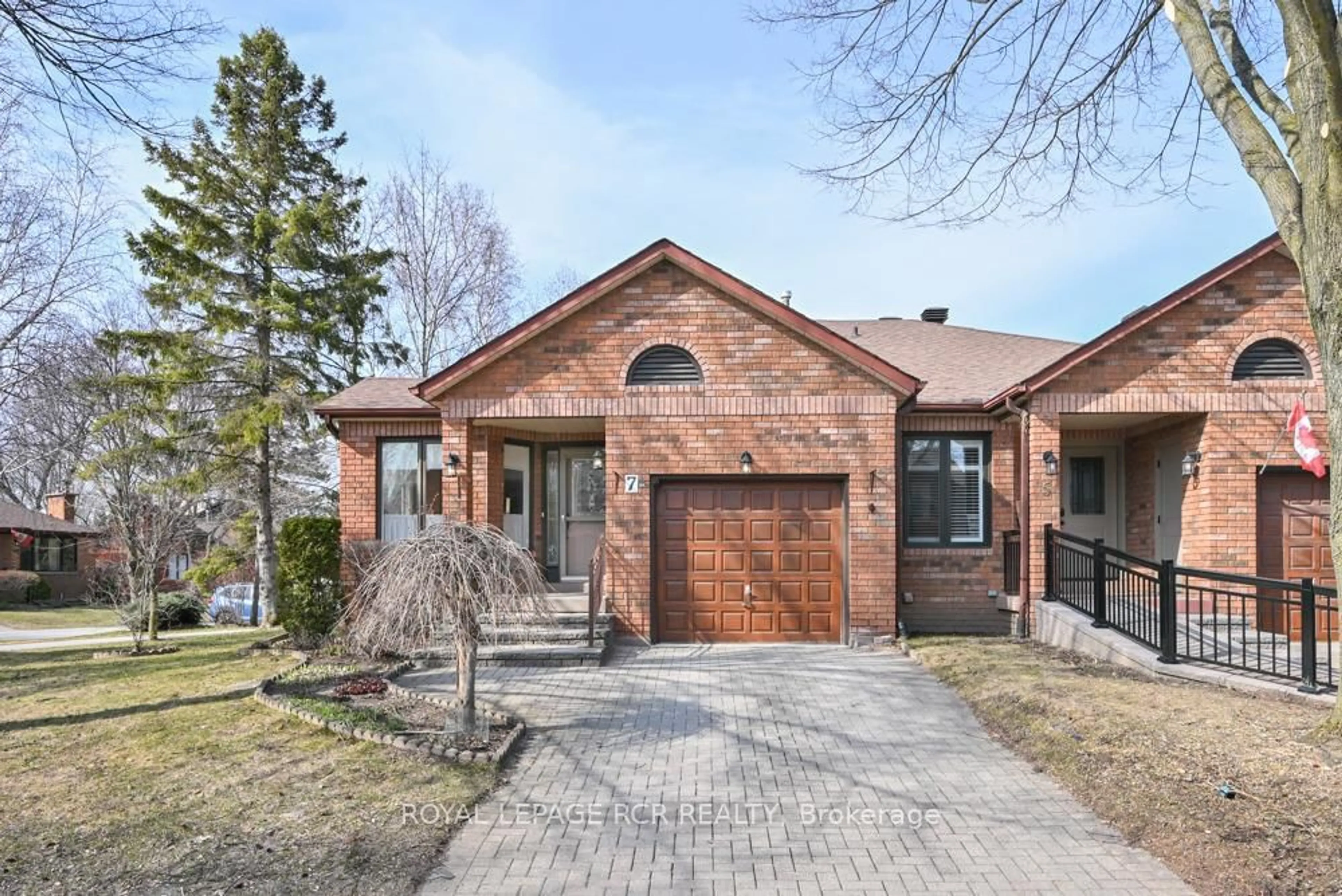 Home with brick exterior material, street for 7 Glen Eden Way, New Tecumseth Ontario L9R 1R4