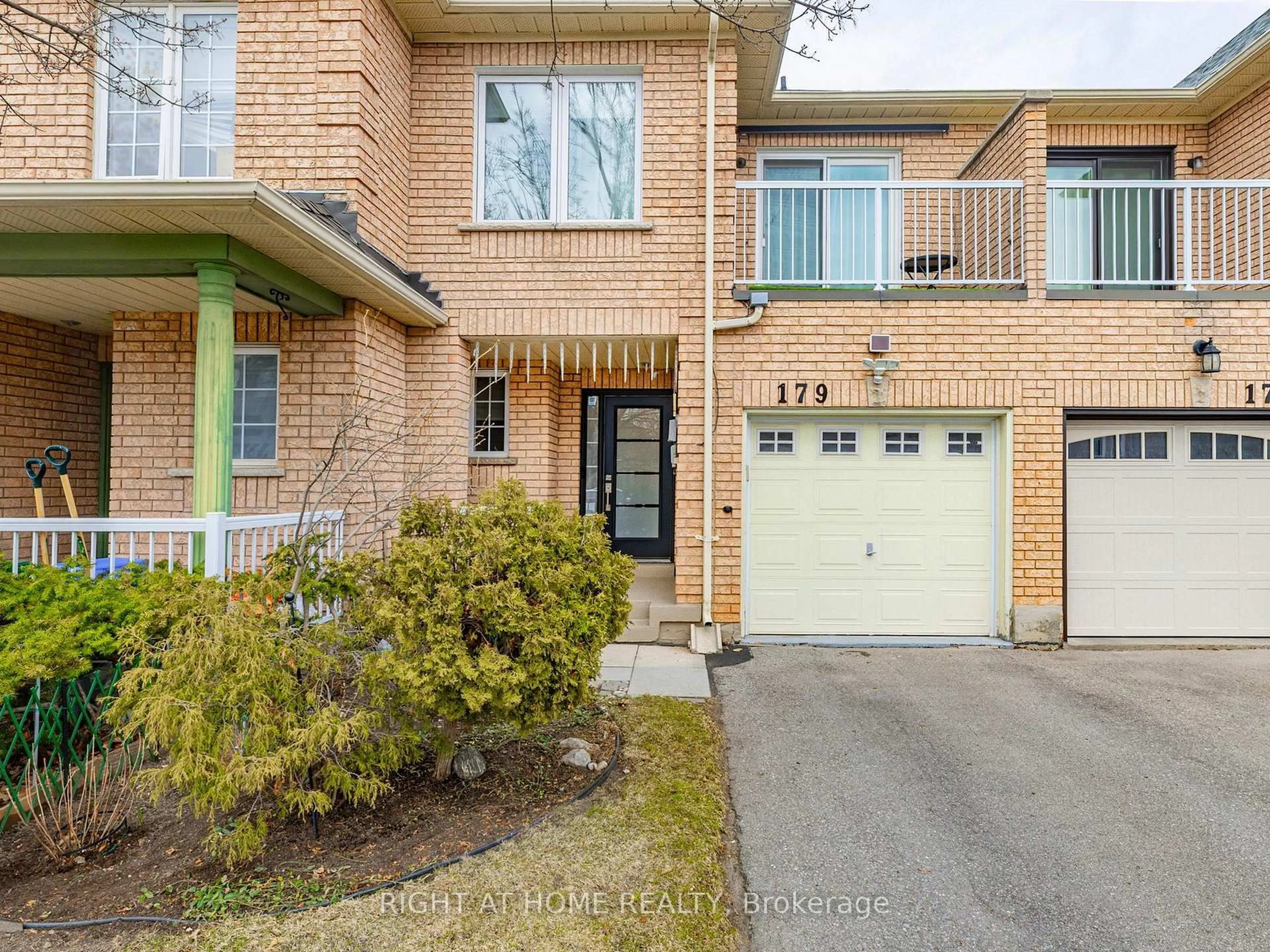 Home with brick exterior material, street for 179 Vanguard Rd, Vaughan Ontario L4K 5G8