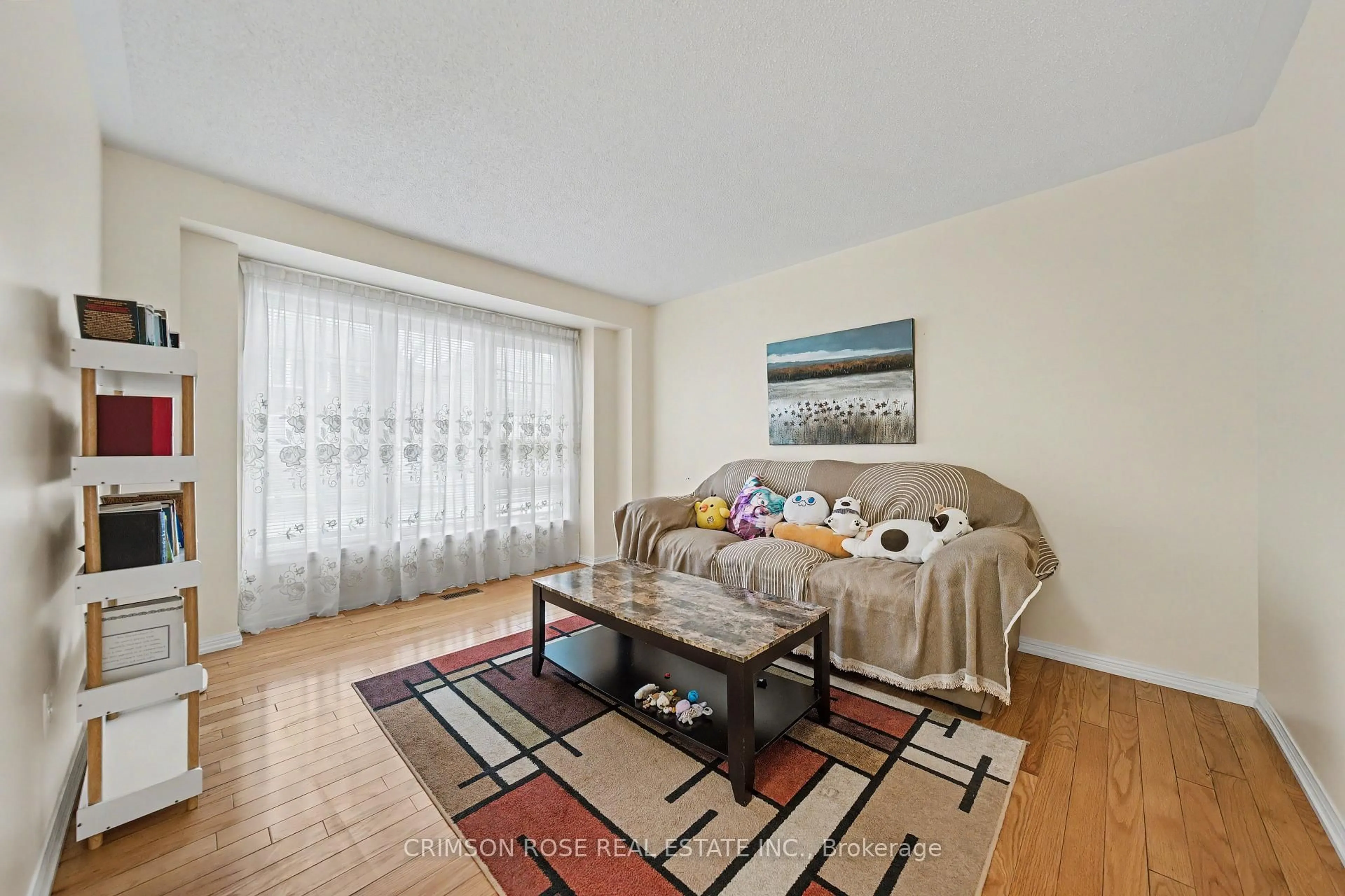 Living room with furniture, unknown for 3 Drawbridge Dr, Markham Ontario L6C 2B2