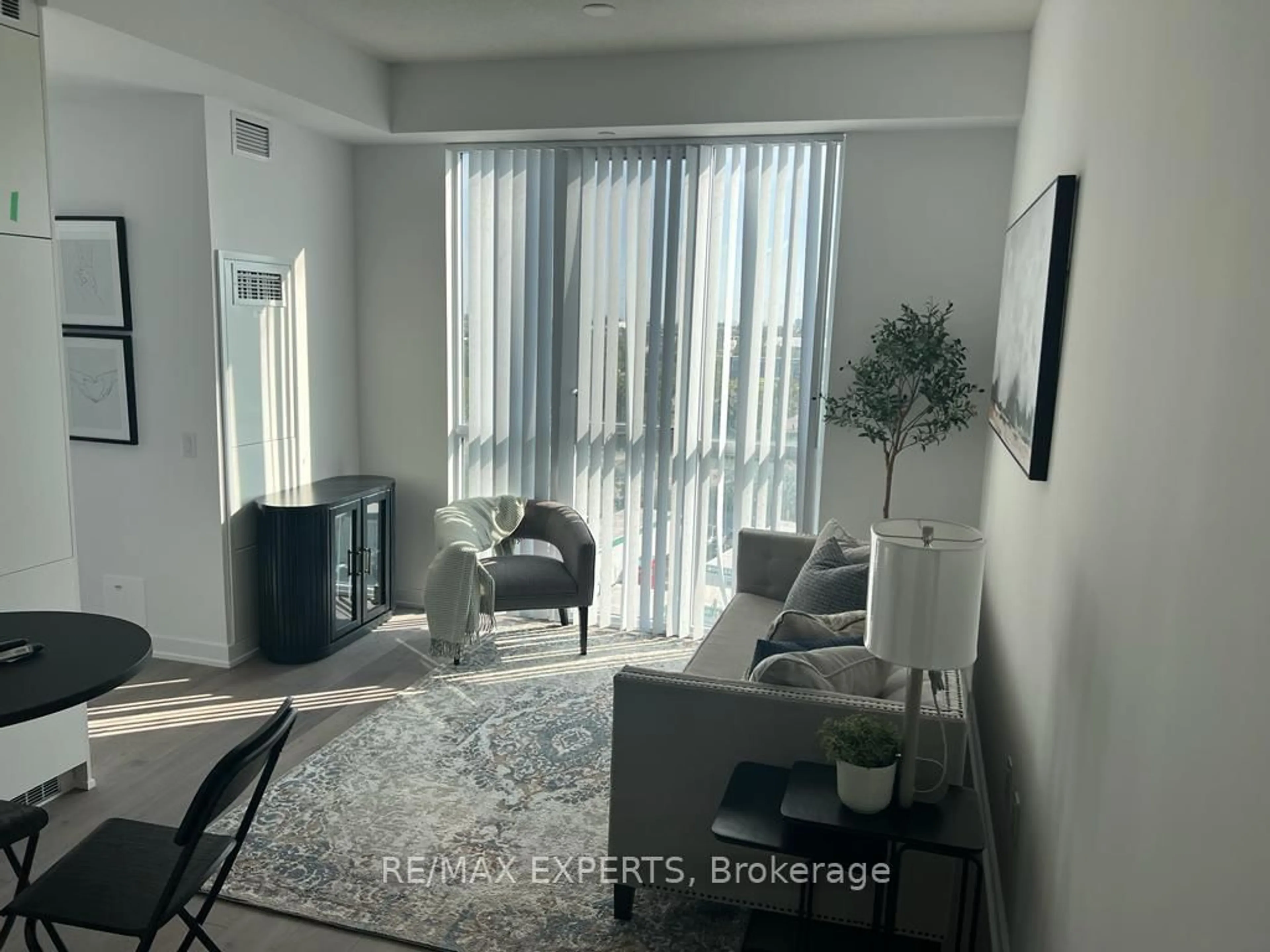 Unknown for 60 Honey Crisp Cres, Vaughan Ontario L4K 0N5