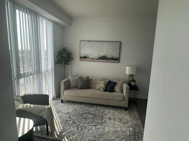 60 Honey Crisp Cres #509, Vaughan 3