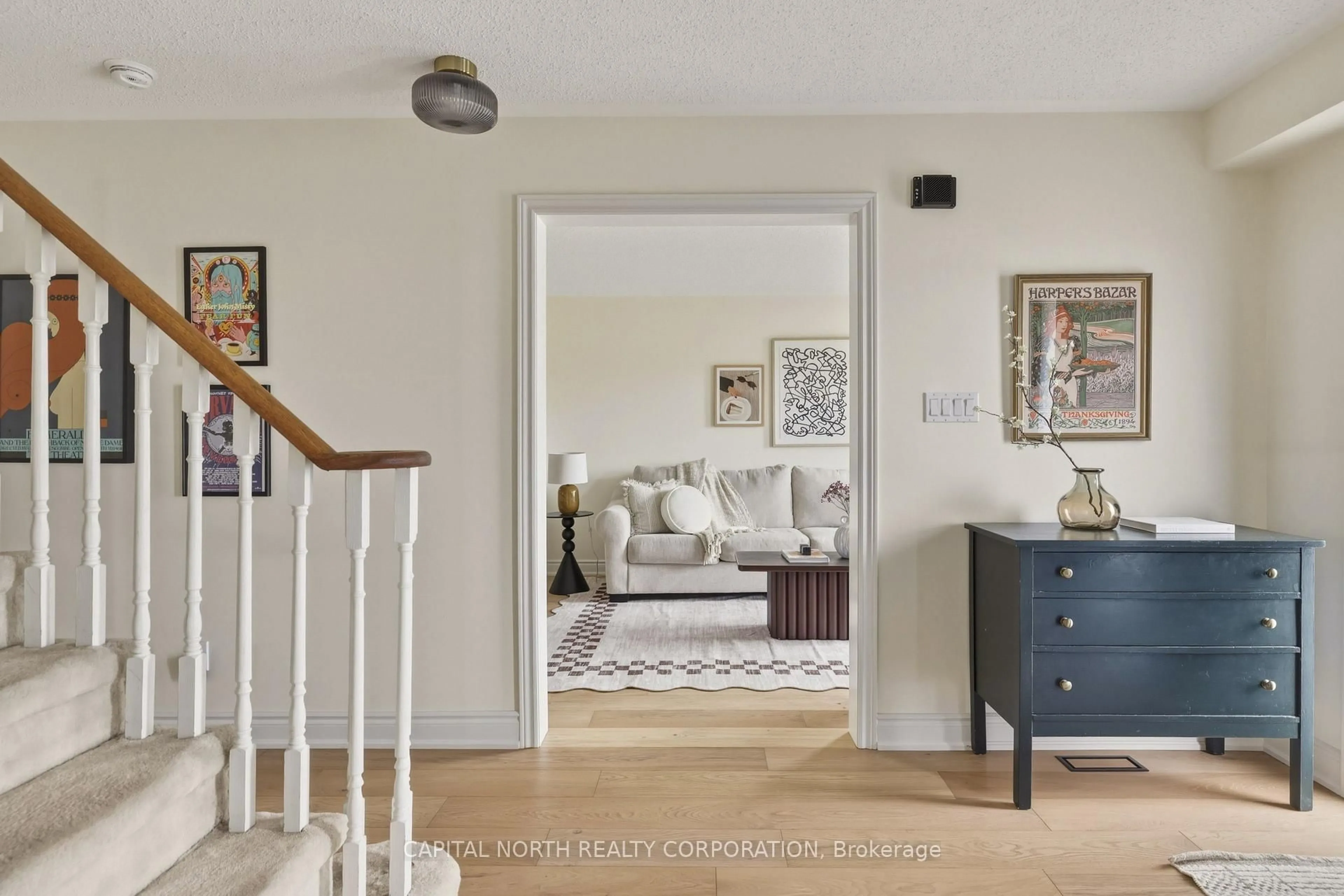 Indoor entryway for 1 Remion Cres, Uxbridge Ontario L9P 1V3