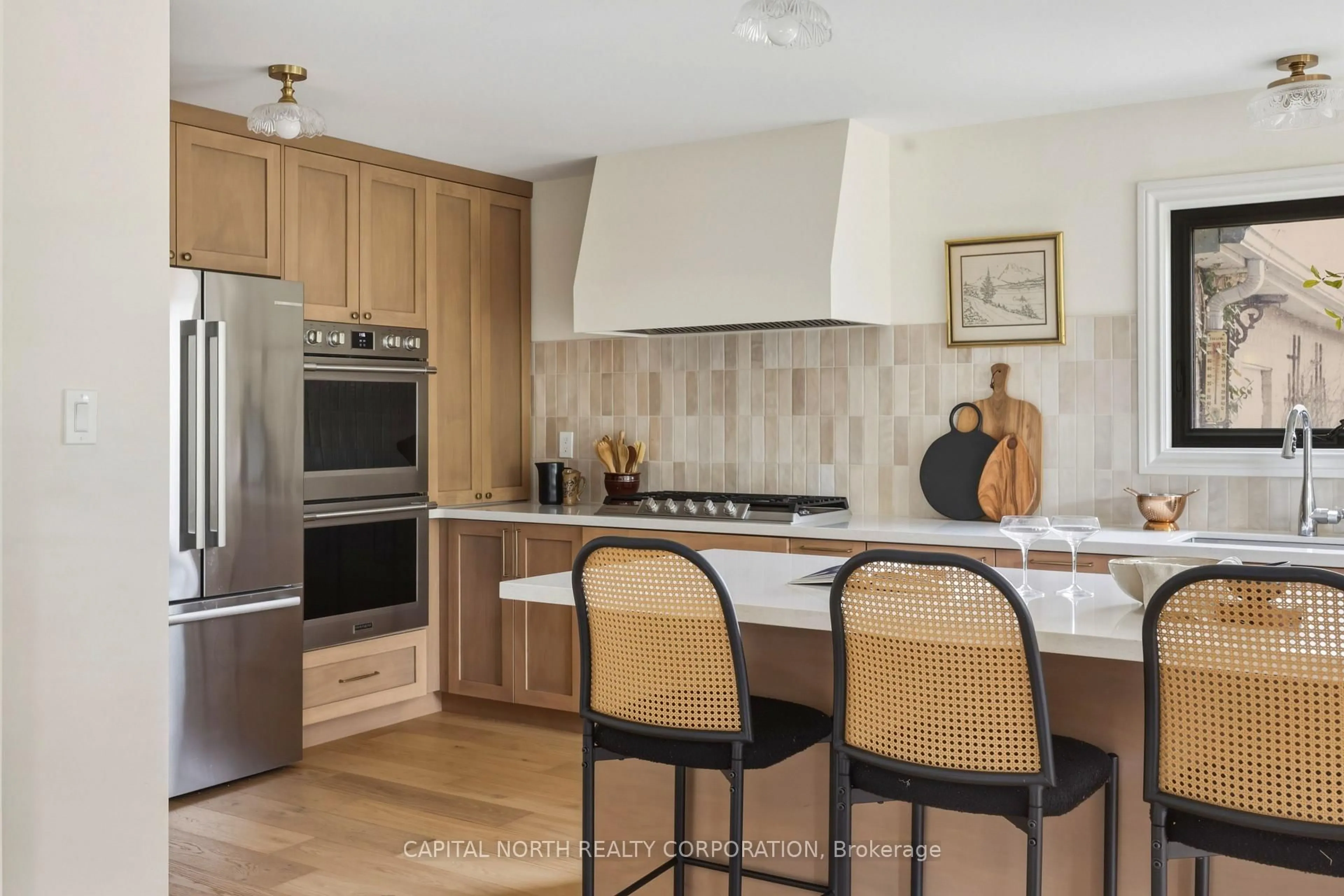 Unknown for 1 Remion Cres, Uxbridge Ontario L9P 1V3