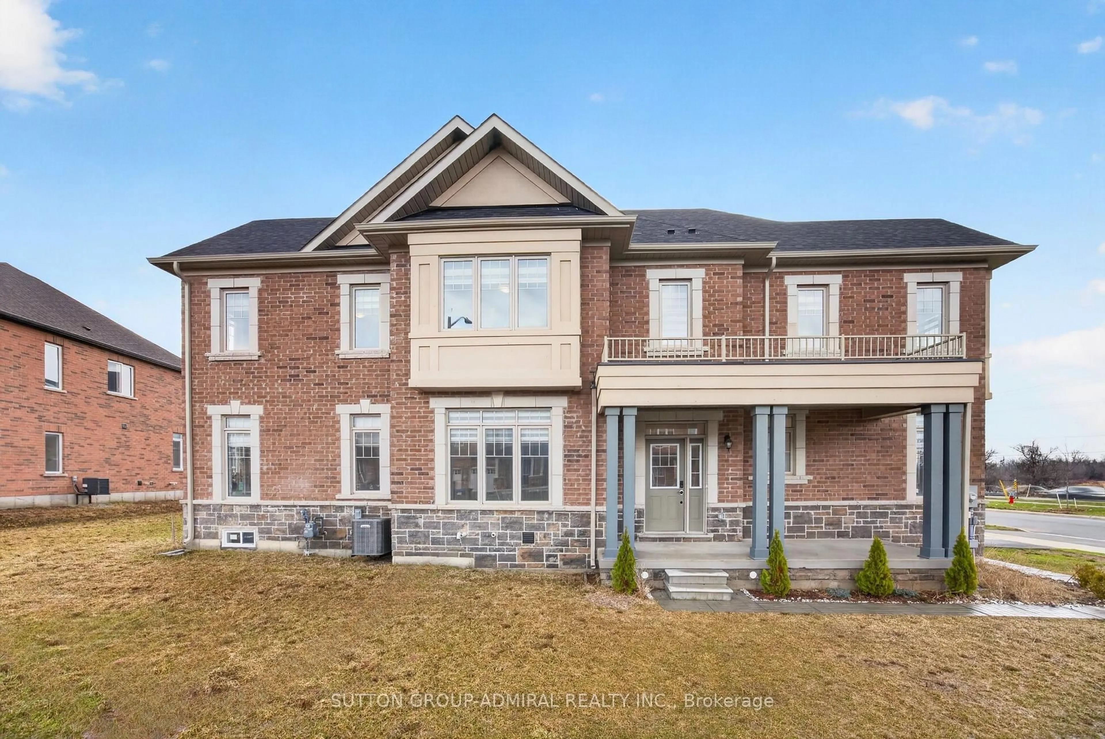 Home with brick exterior material, street for 2237 Grainger Loop, Innisfil Ontario L9S 0N1