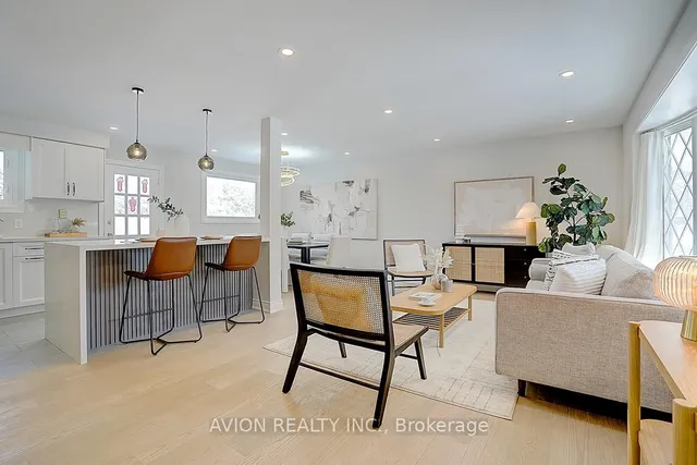 24 Drakefield Rd, Markham 4