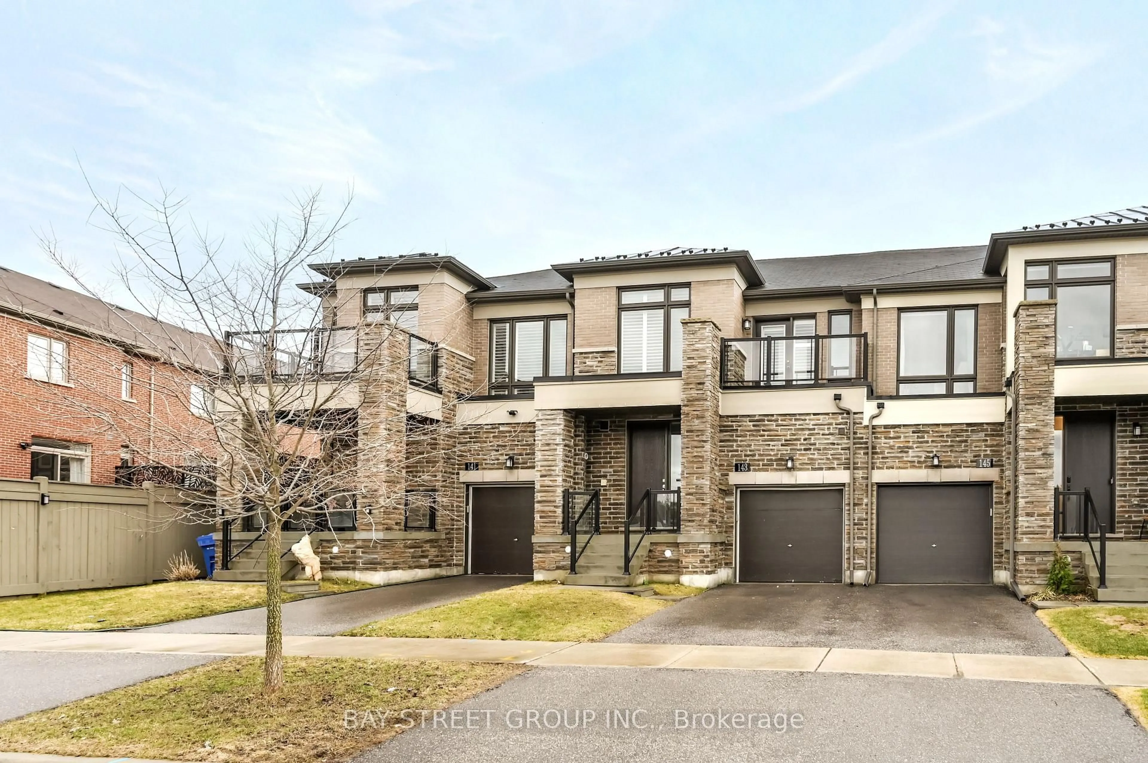 Home with brick exterior material, street for 143 Badgerow Way, Aurora Ontario L4G 0Z5