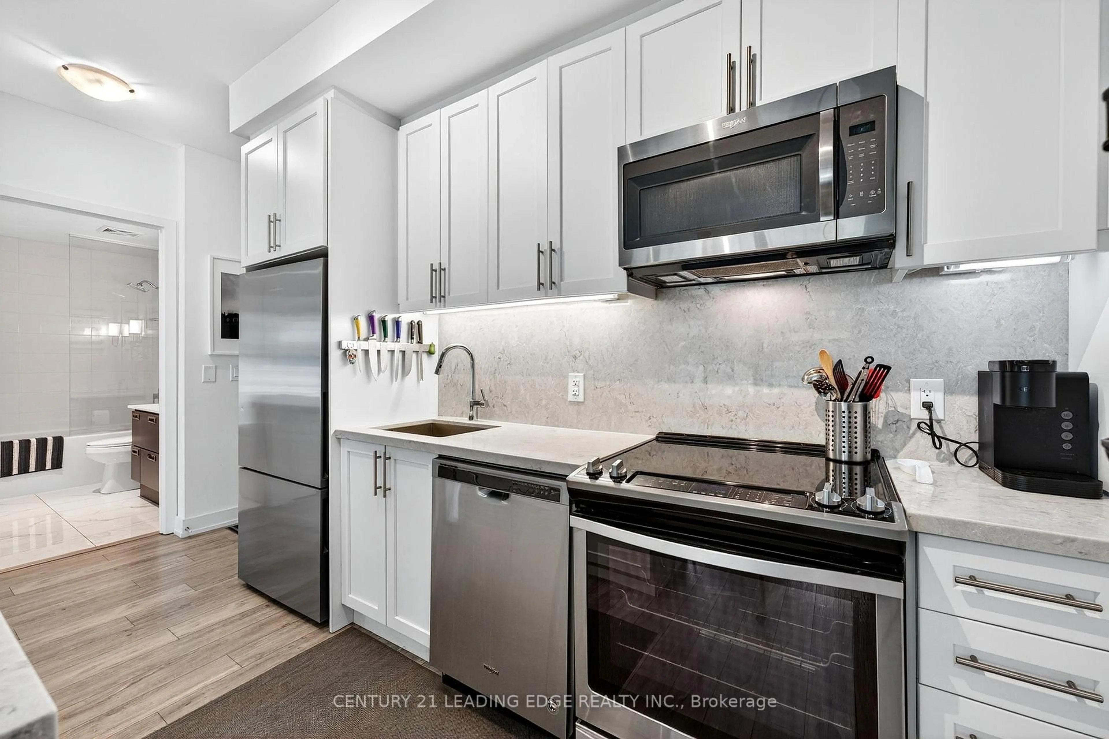Standard kitchen, unknown for 333 Sea Ray Ave #D120, Innisfil Ontario L9S 0M3