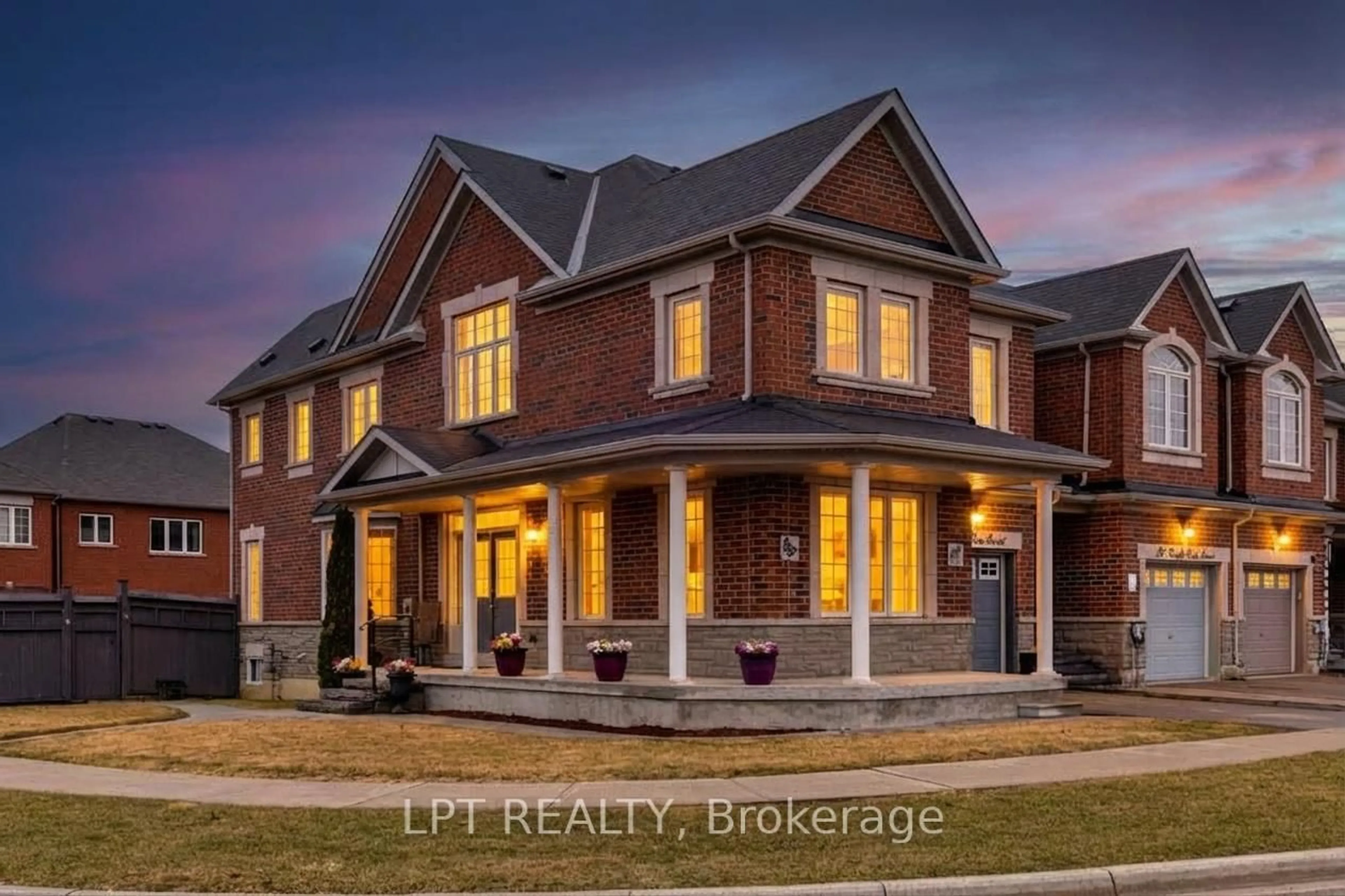 Home with brick exterior material, street for 38 Pacific Rim Crt, Richmond Hill Ontario L4E 0W8