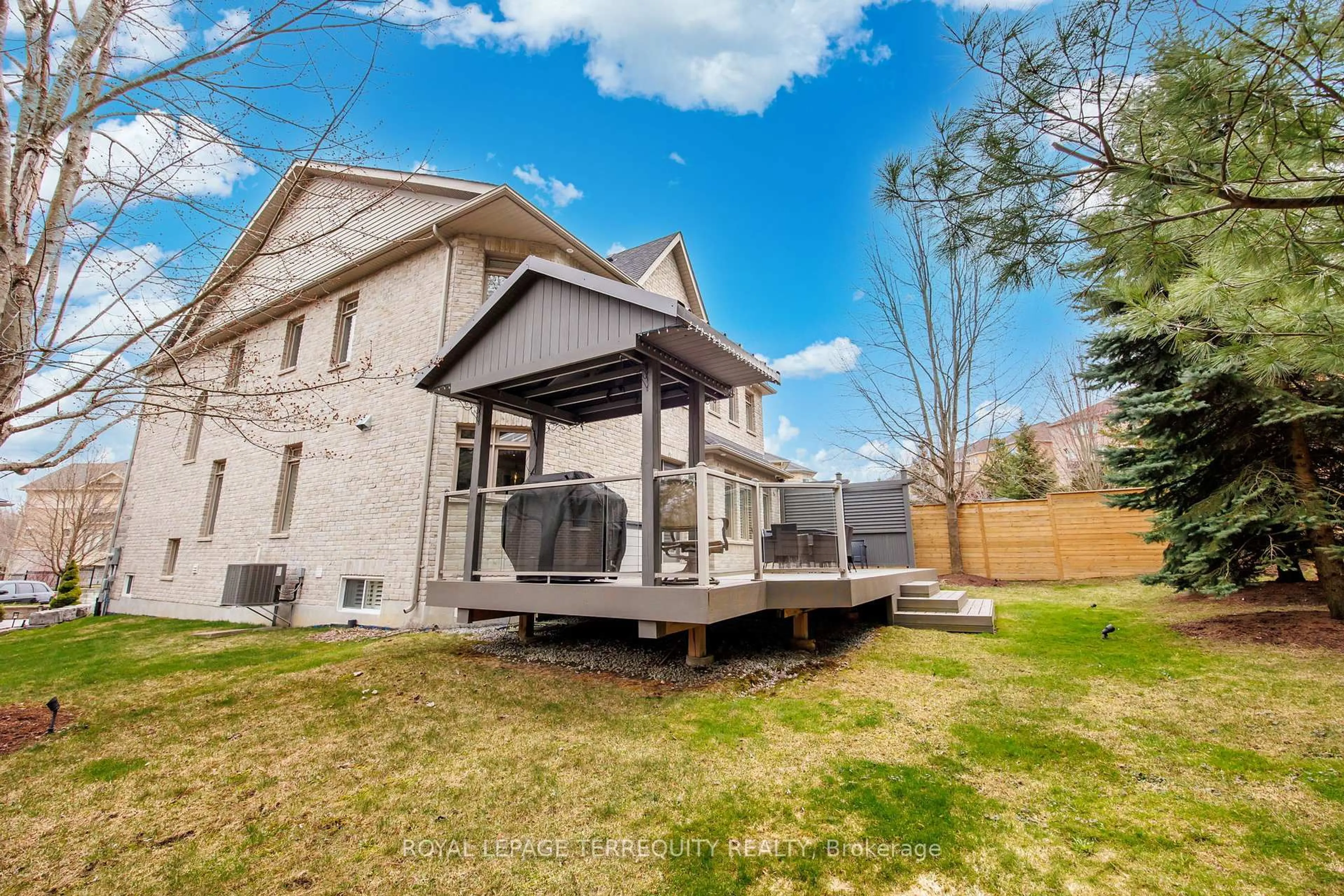 Patio, unknown for 244 Frederick Curran Lane, Newmarket Ontario L3X 0B9