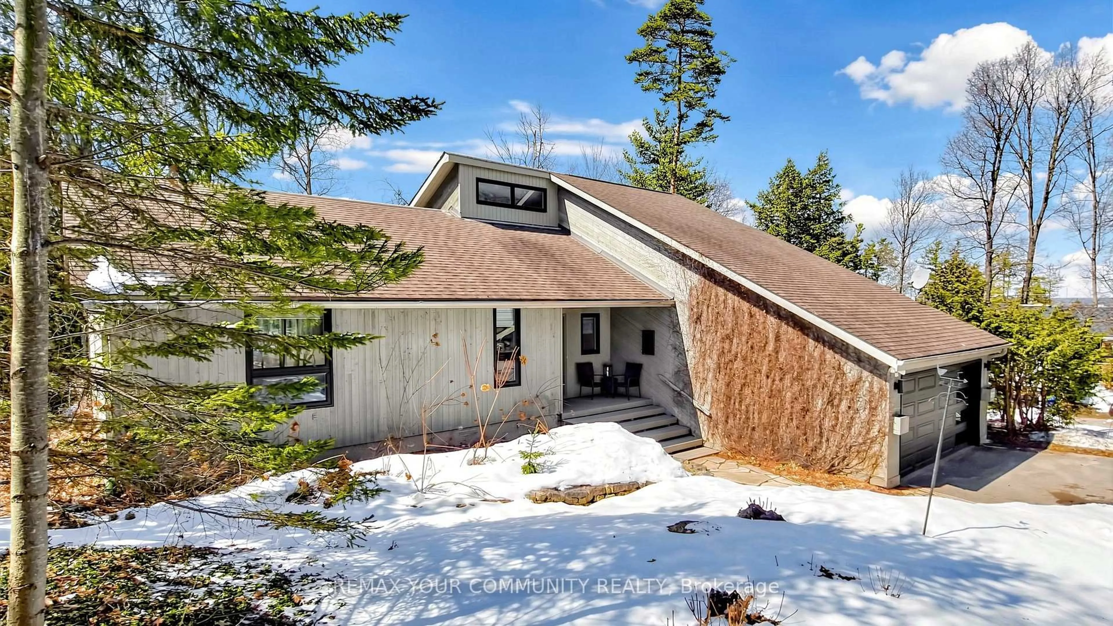 Unknown for 3792 Fairway Rd, Innisfil Ontario L9S 2L4