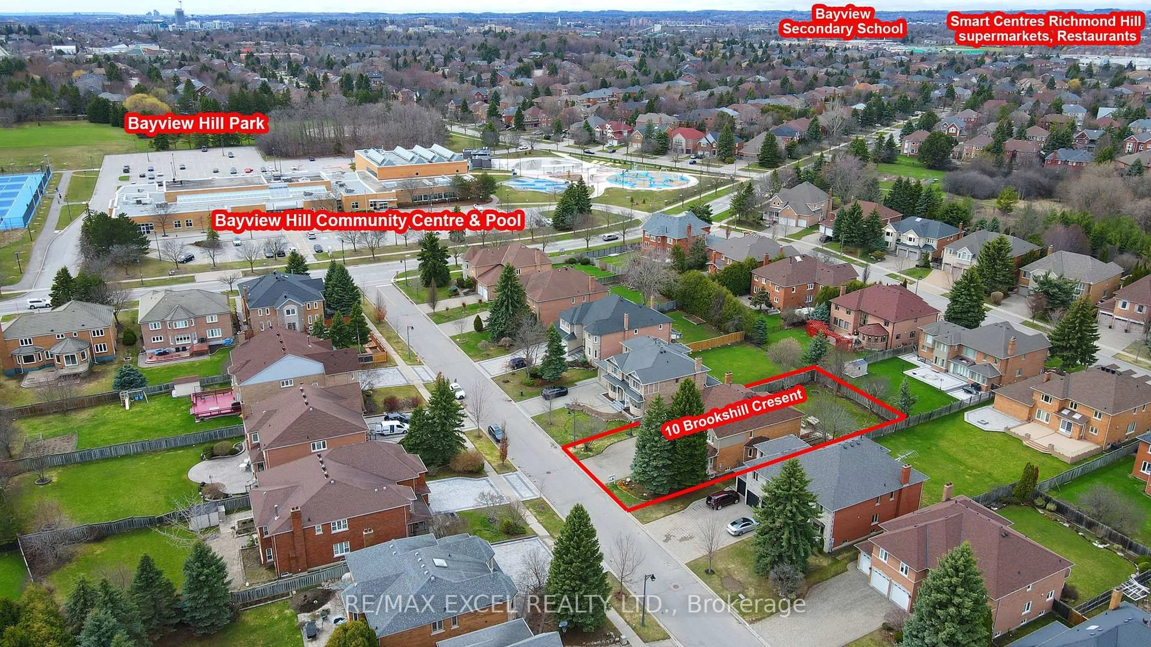 A pic from outside/outdoor area/front of a property/back of a property/a pic from drone, street for 10 Brookshill Cres, Richmond Hill Ontario L4B 3J1