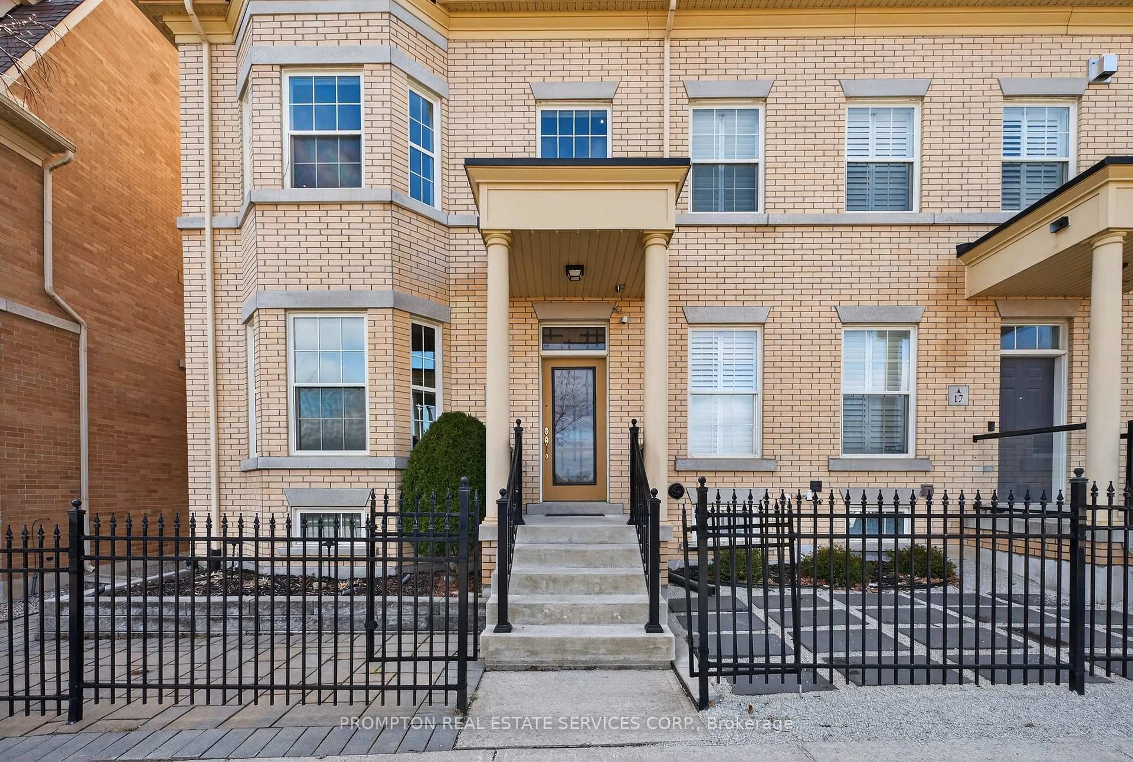 Unknown for 15 Donald Buttress Blvd, Markham Ontario L6C 0J8