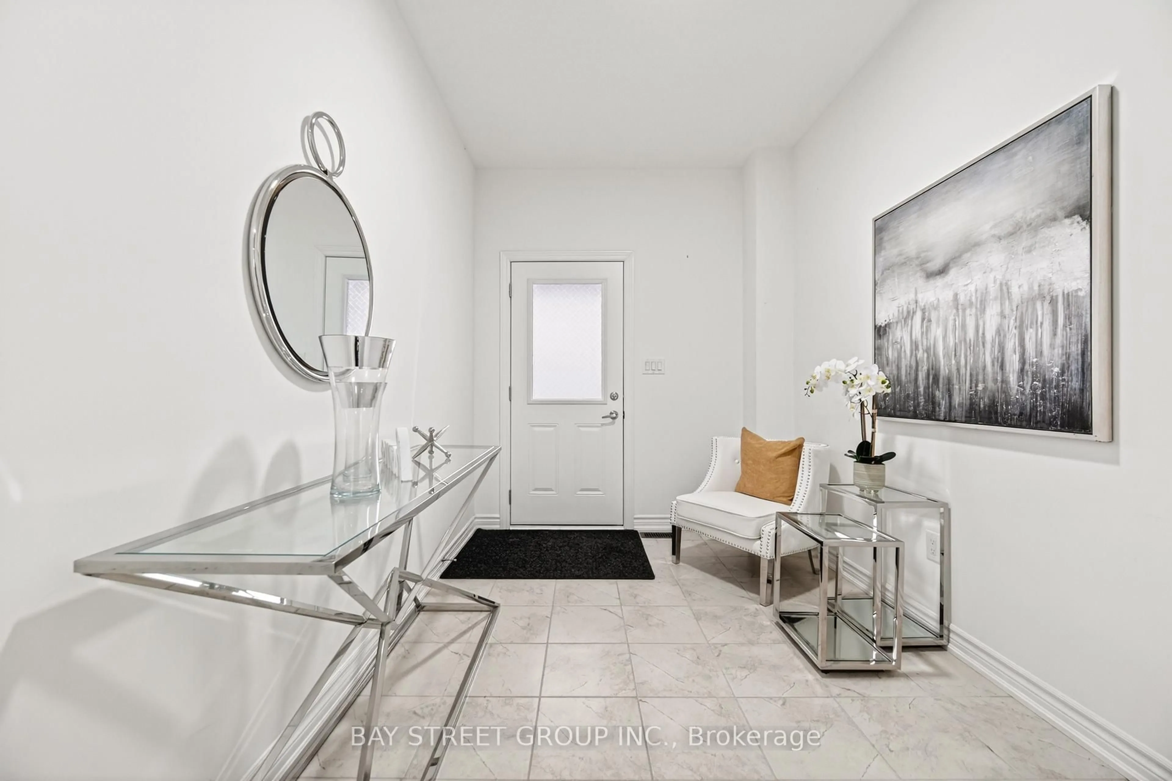 Indoor entryway for 66 Massachusetts Lane, Markham Ontario L6E 0V6