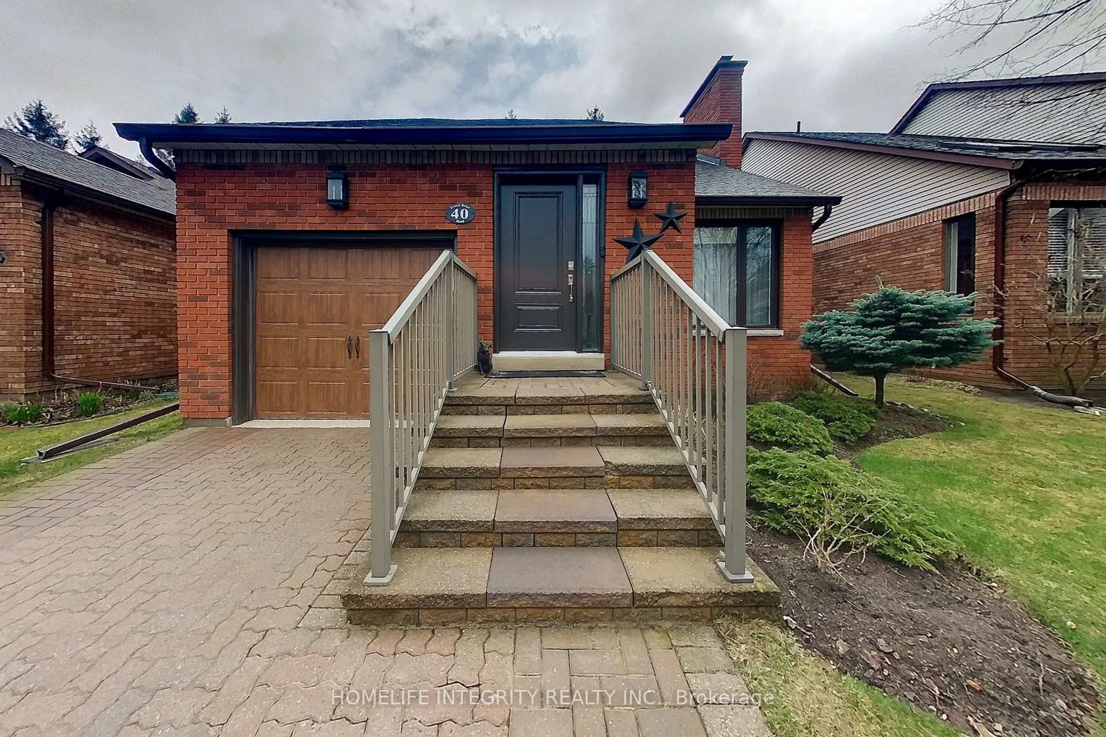 Unknown for 40 Green Briar Rd, New Tecumseth Ontario L9R 1R5