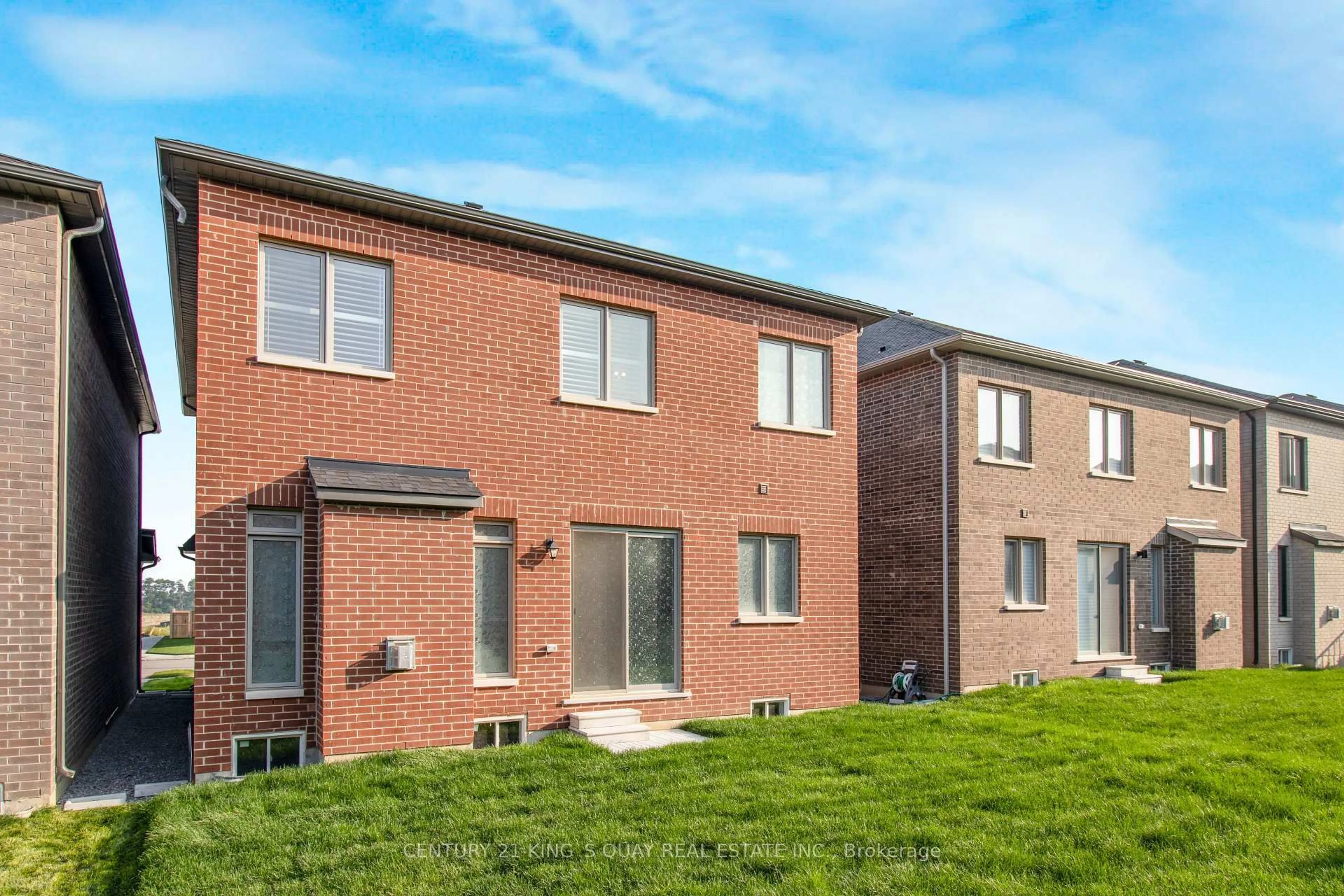 Home with brick exterior material, street for 38 Tipp Dr, Richmond Hill Ontario L4E 1J3