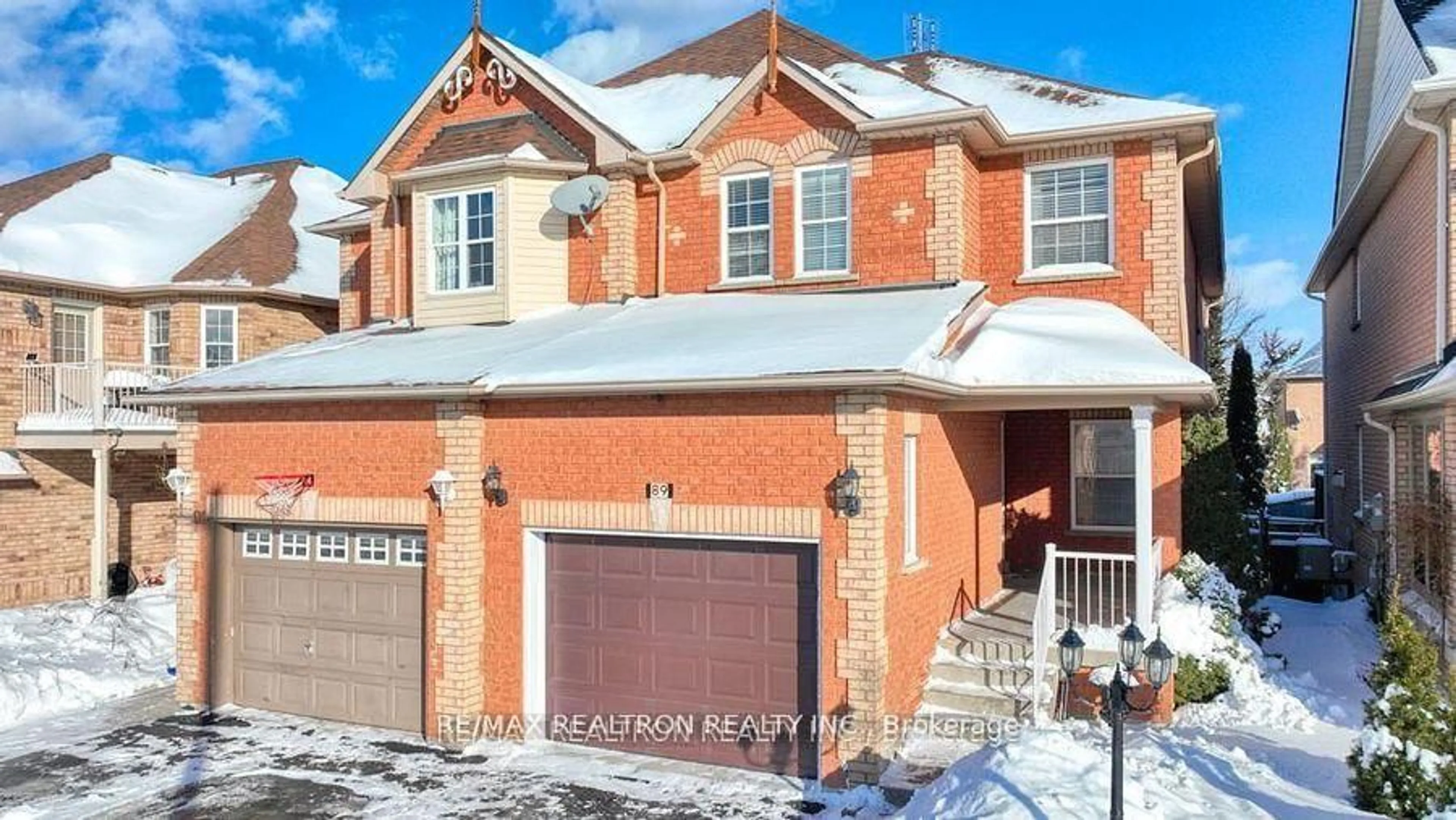 Home with brick exterior material, street for 89 English Oak Dr, Richmond Hill Ontario L4E 3X4