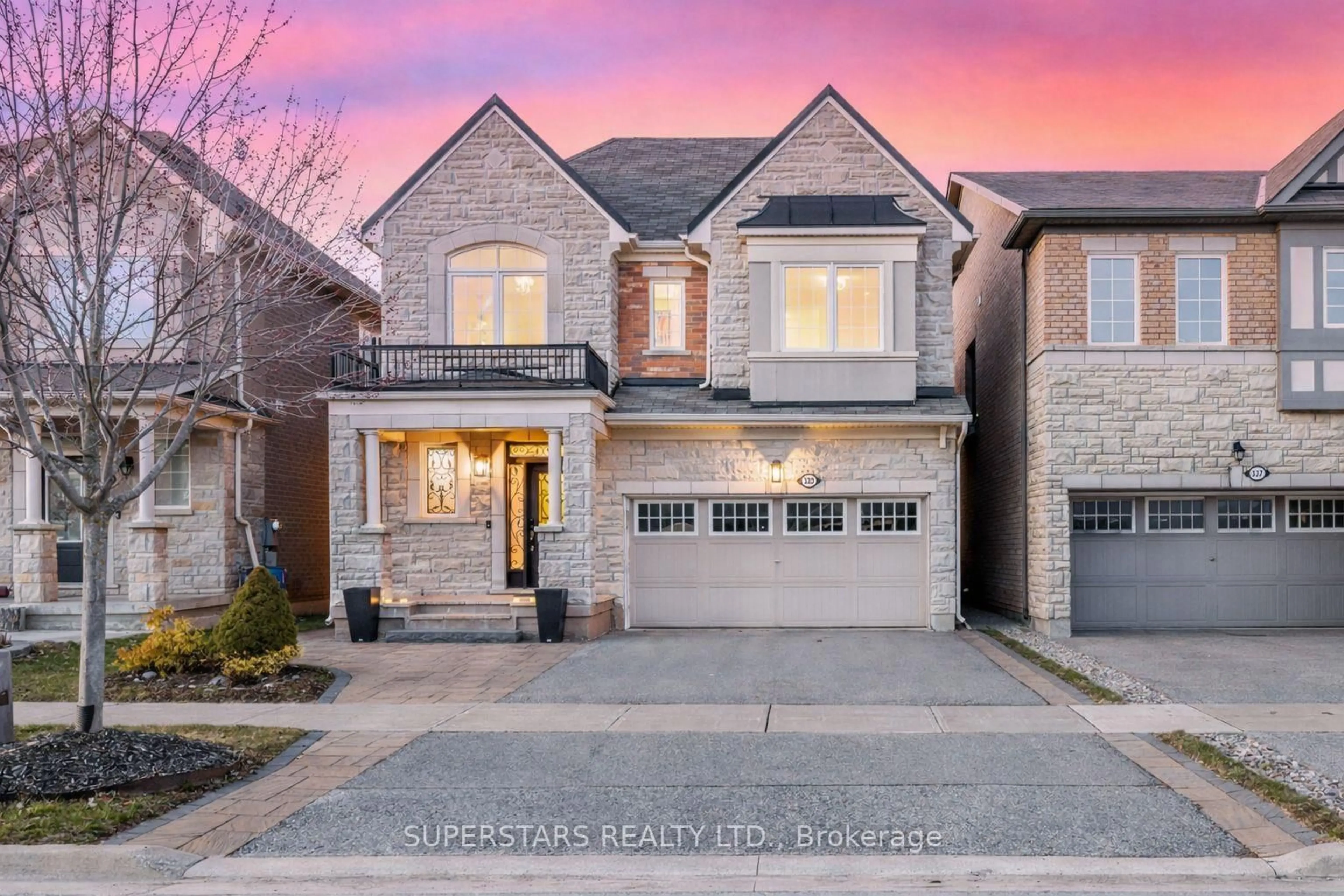 Home with brick exterior material, street for 333 Thomas Phillips Dr, Aurora Ontario L4G 0T3