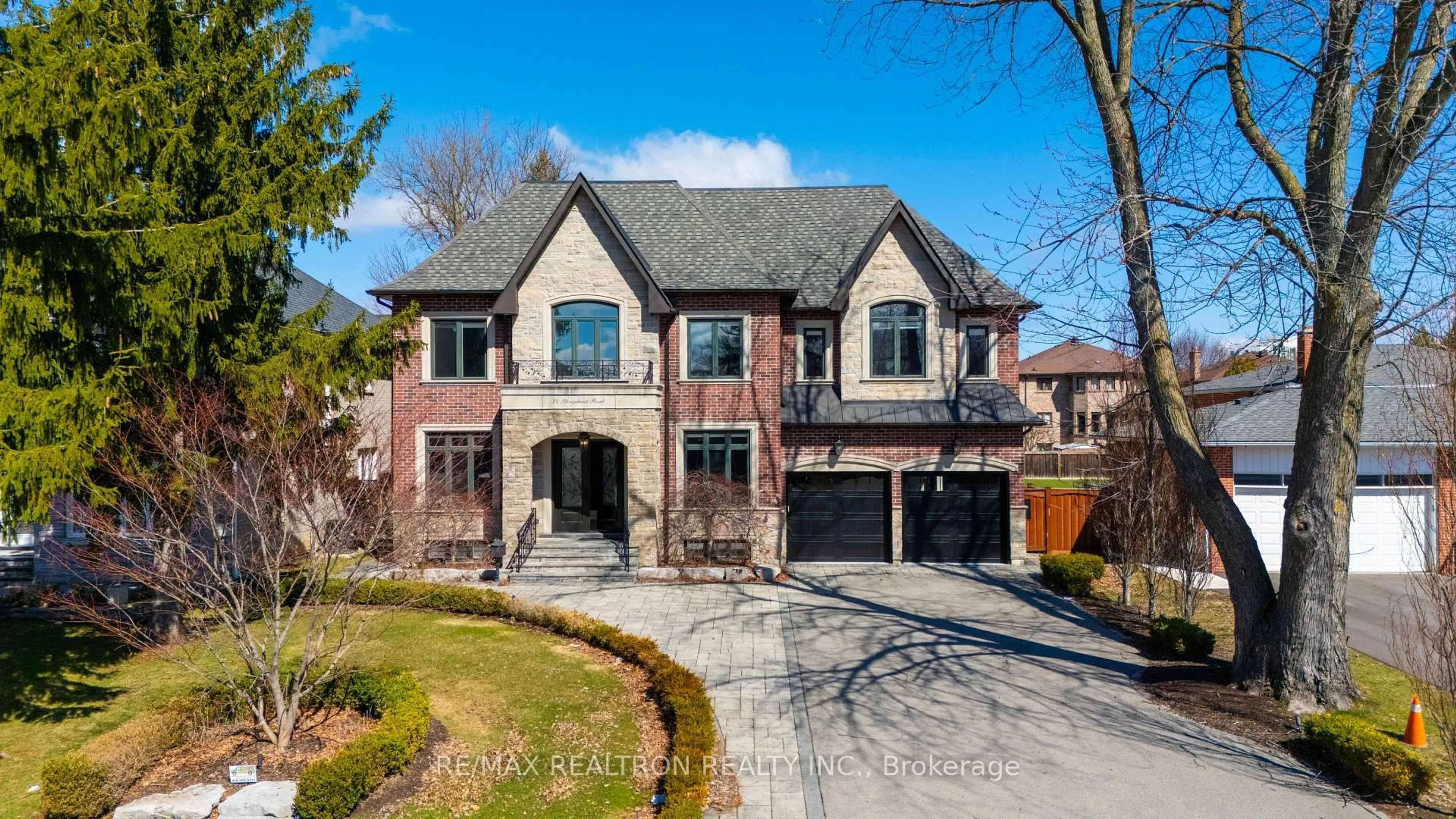 Home with brick exterior material, street for 74 Yongehurst Rd, Richmond Hill Ontario L4C 3T2