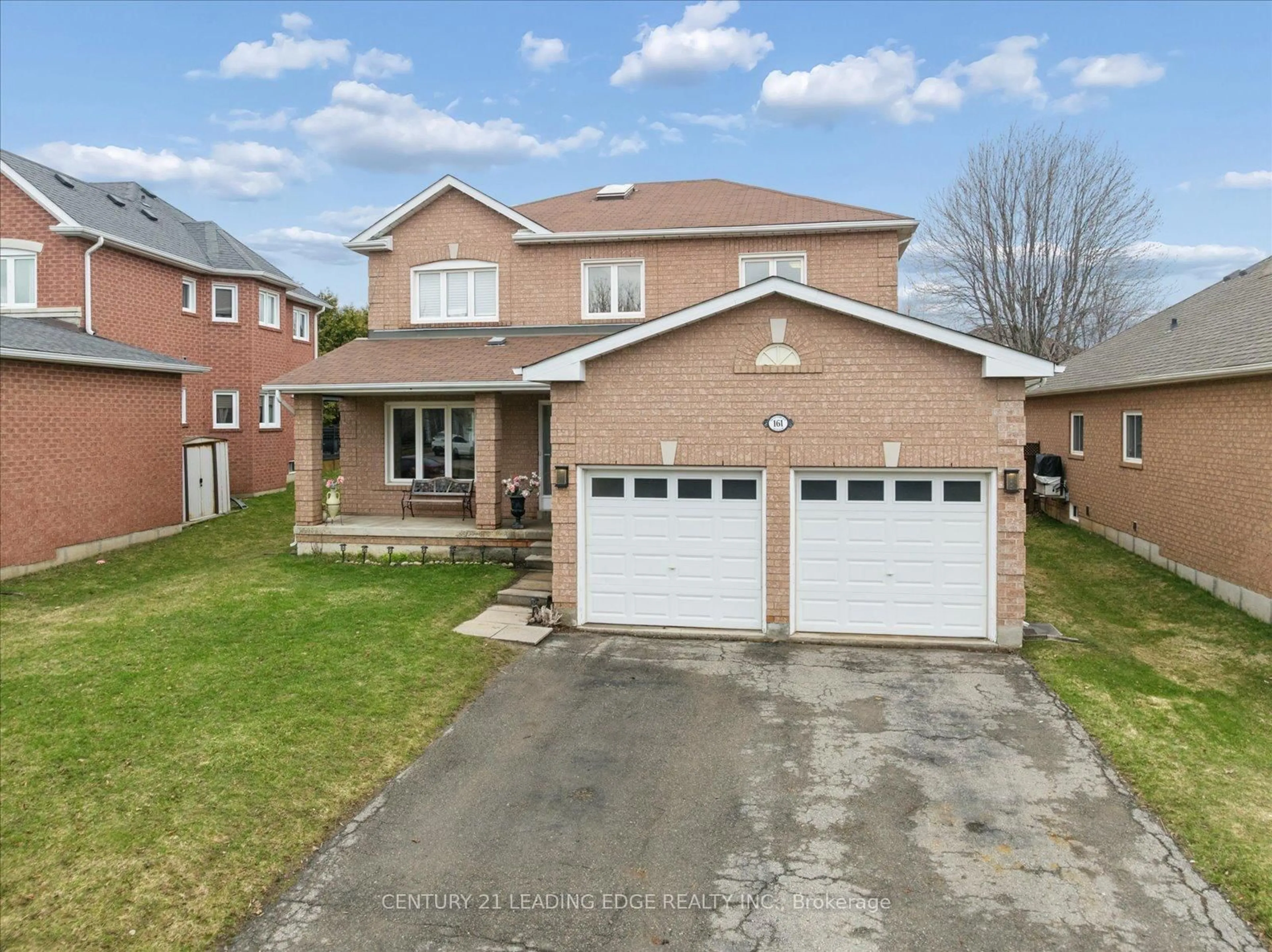 Home with brick exterior material, street for 161 Shaftsbury Ave, Richmond Hill Ontario L4C 0G2