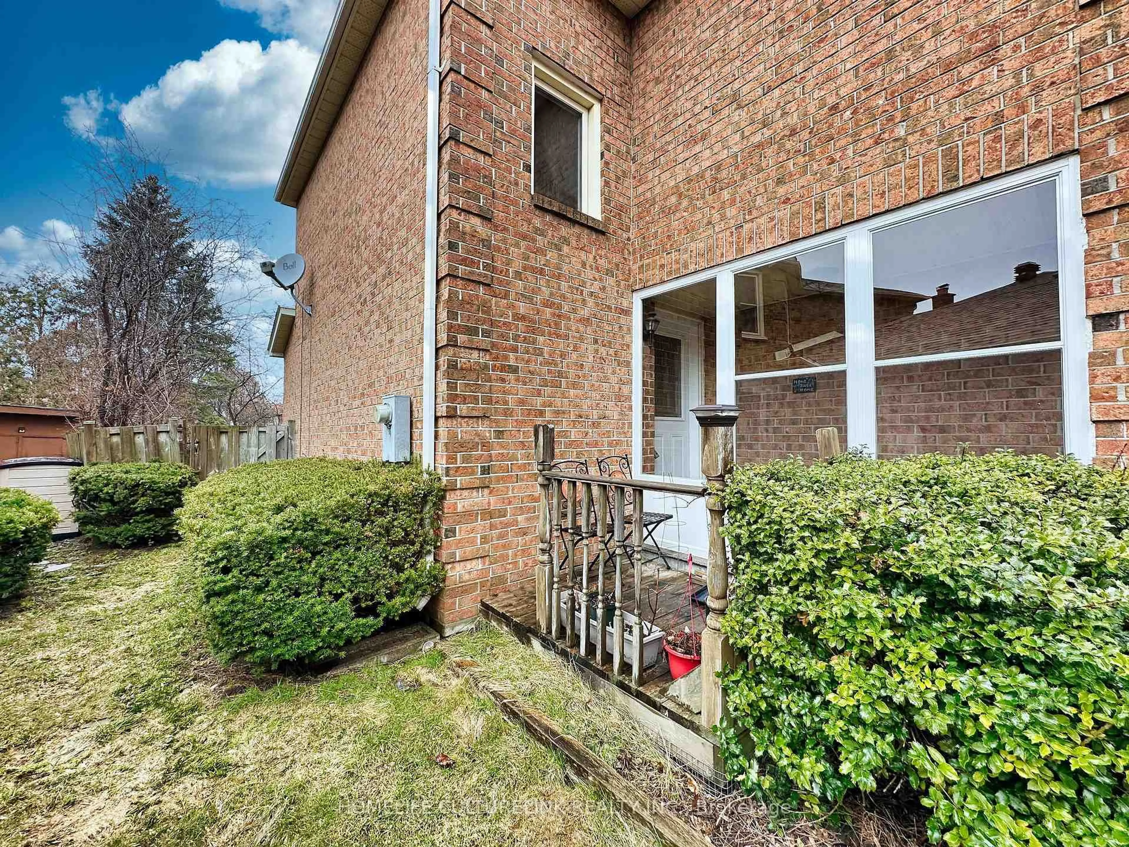 Unknown for 18 Eugenia Crt, Markham Ontario L3R 4Y6