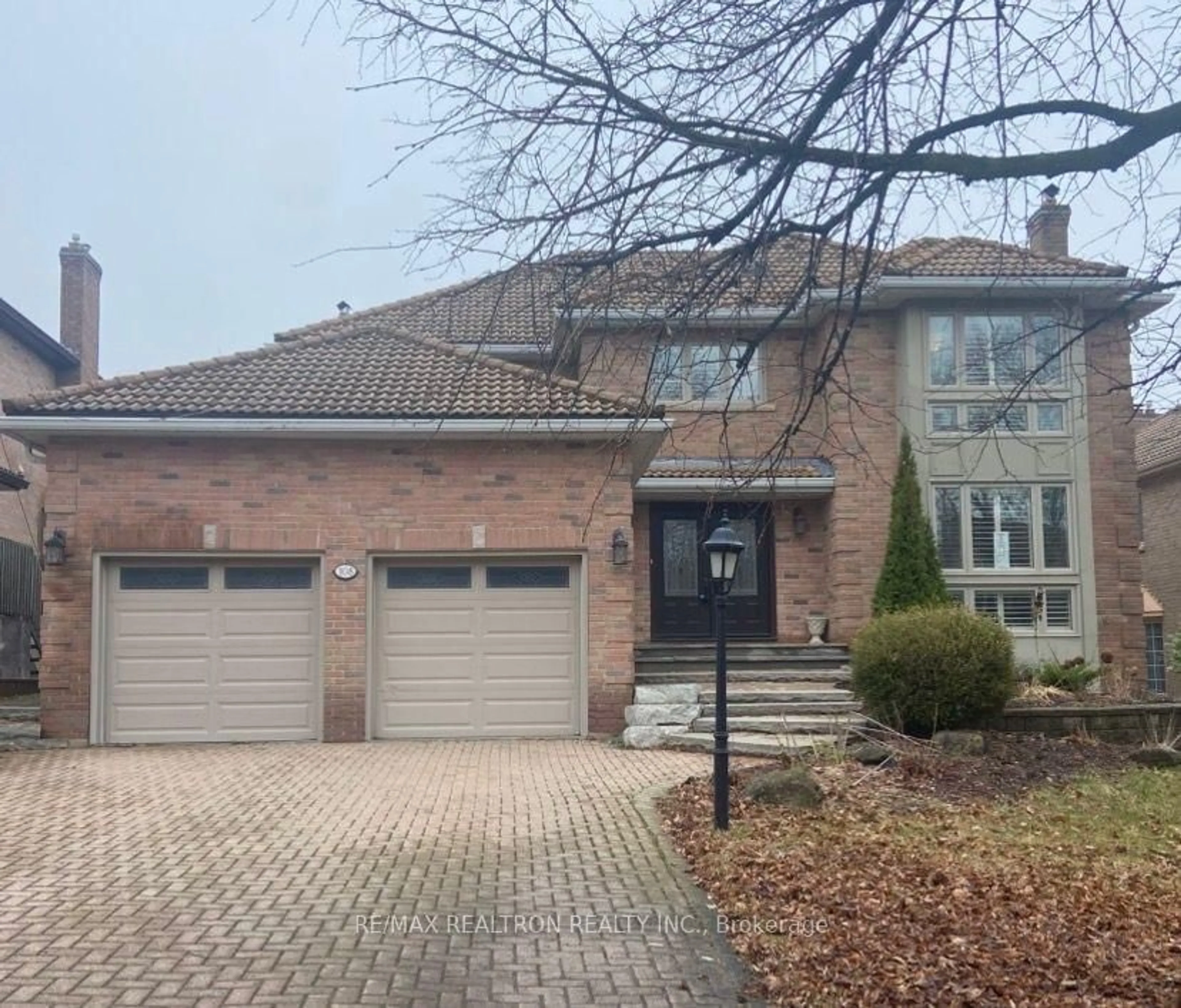 Home with brick exterior material, street for 108 Cranberry Lane, Aurora Ontario L4G 5Z3