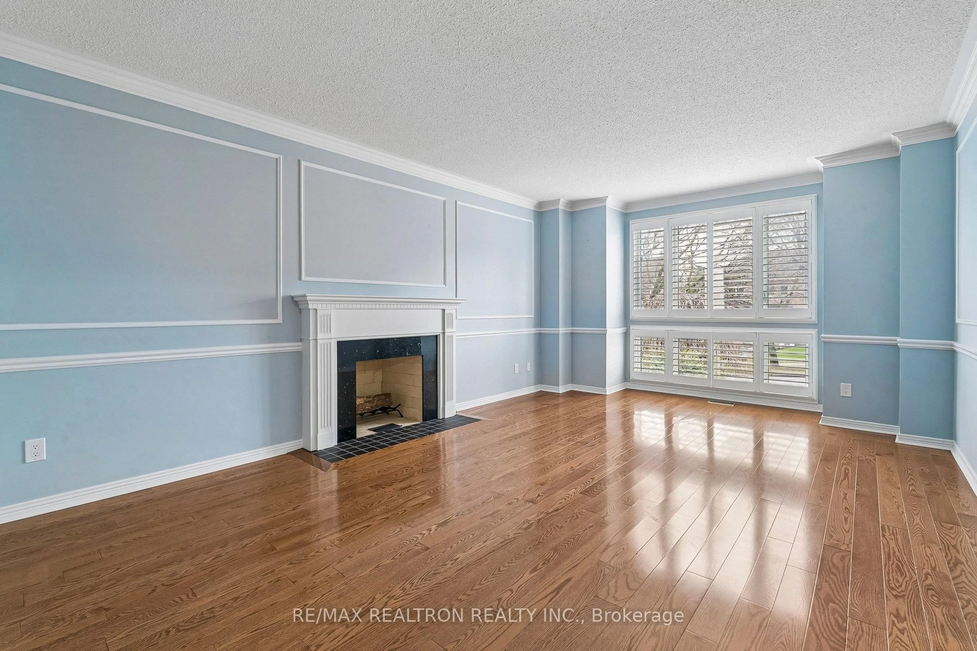 A pic of a room for 108 Cranberry Lane, Aurora Ontario L4G 5Z3