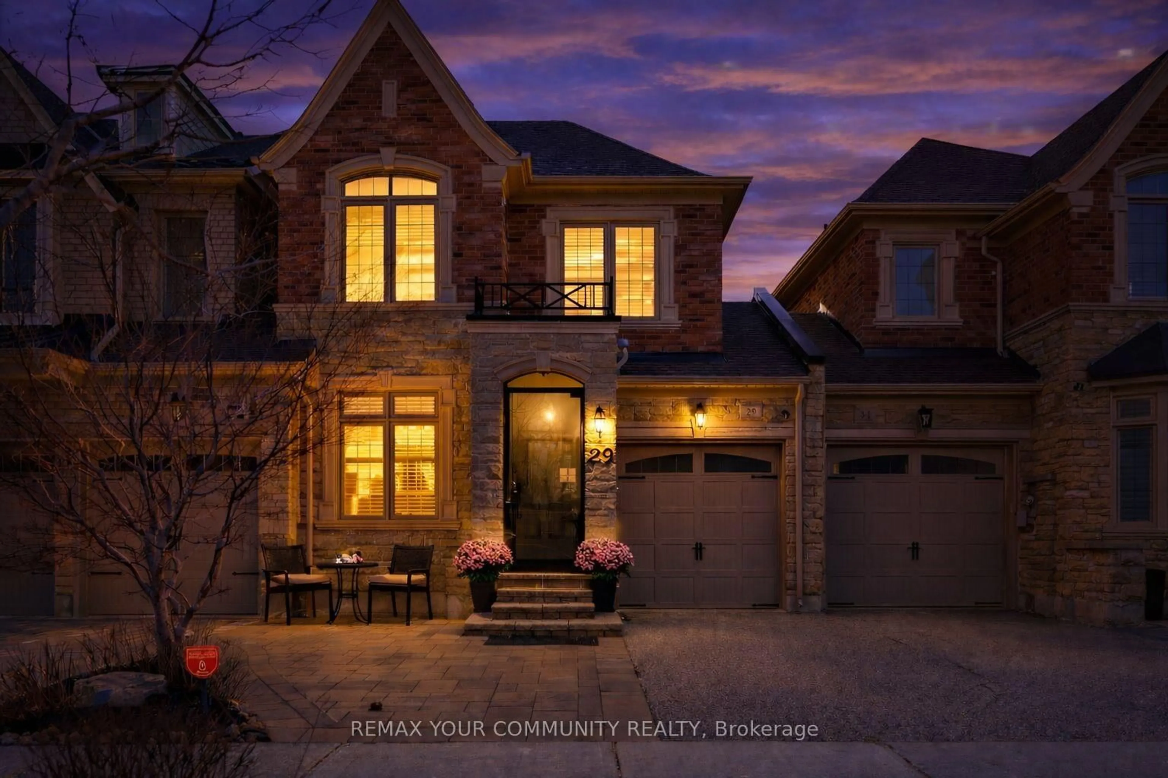 Home with brick exterior material, street for 29 Spring Hill Dr, King Ontario L7B 0B4