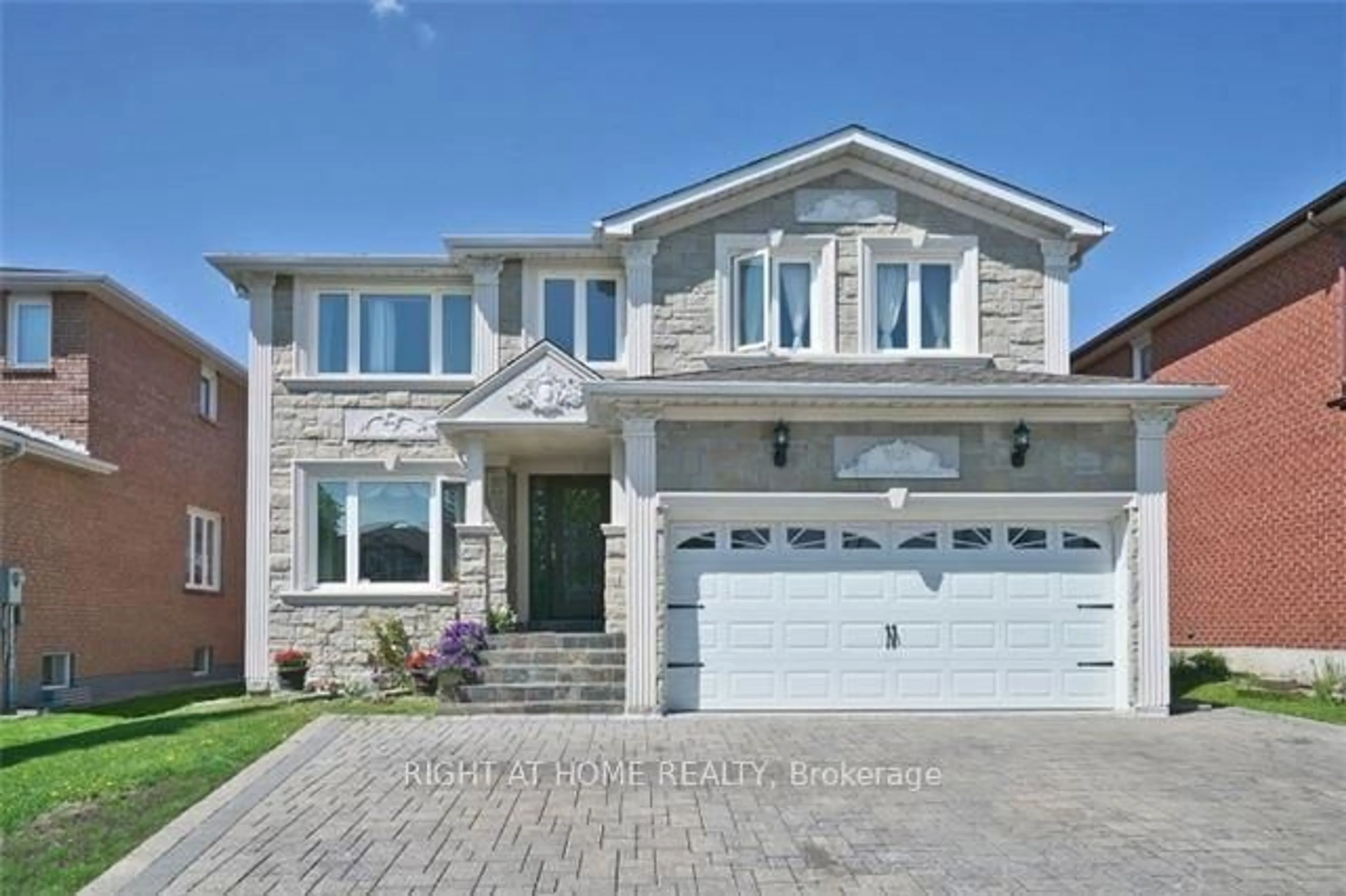 Home with brick exterior material, street for 358 Valleymede Dr, Richmond Hill Ontario L4B 3E8