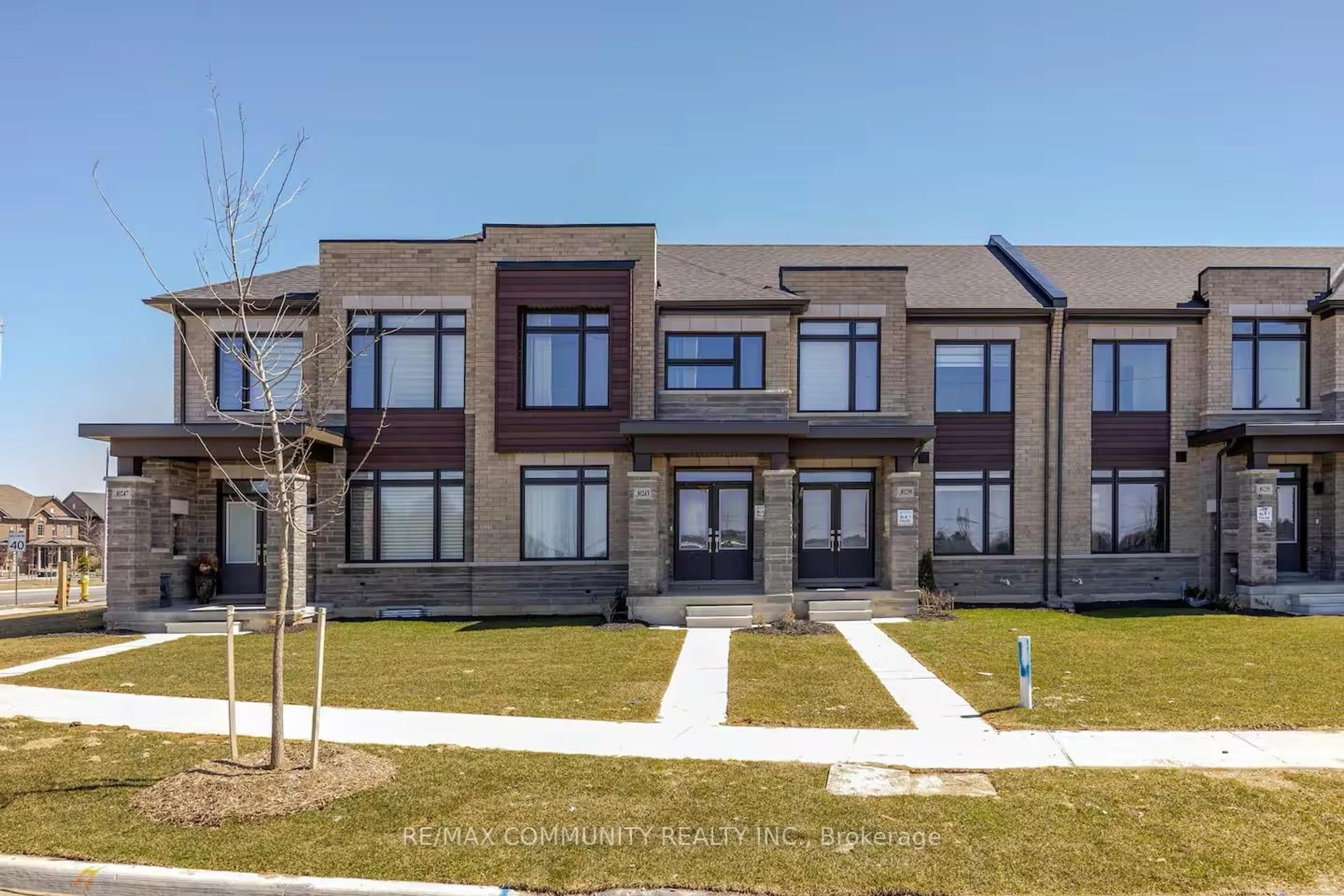 Home with brick exterior material, unknown for 10243 Huntington Rd, Vaughan Ontario L4H 5J4